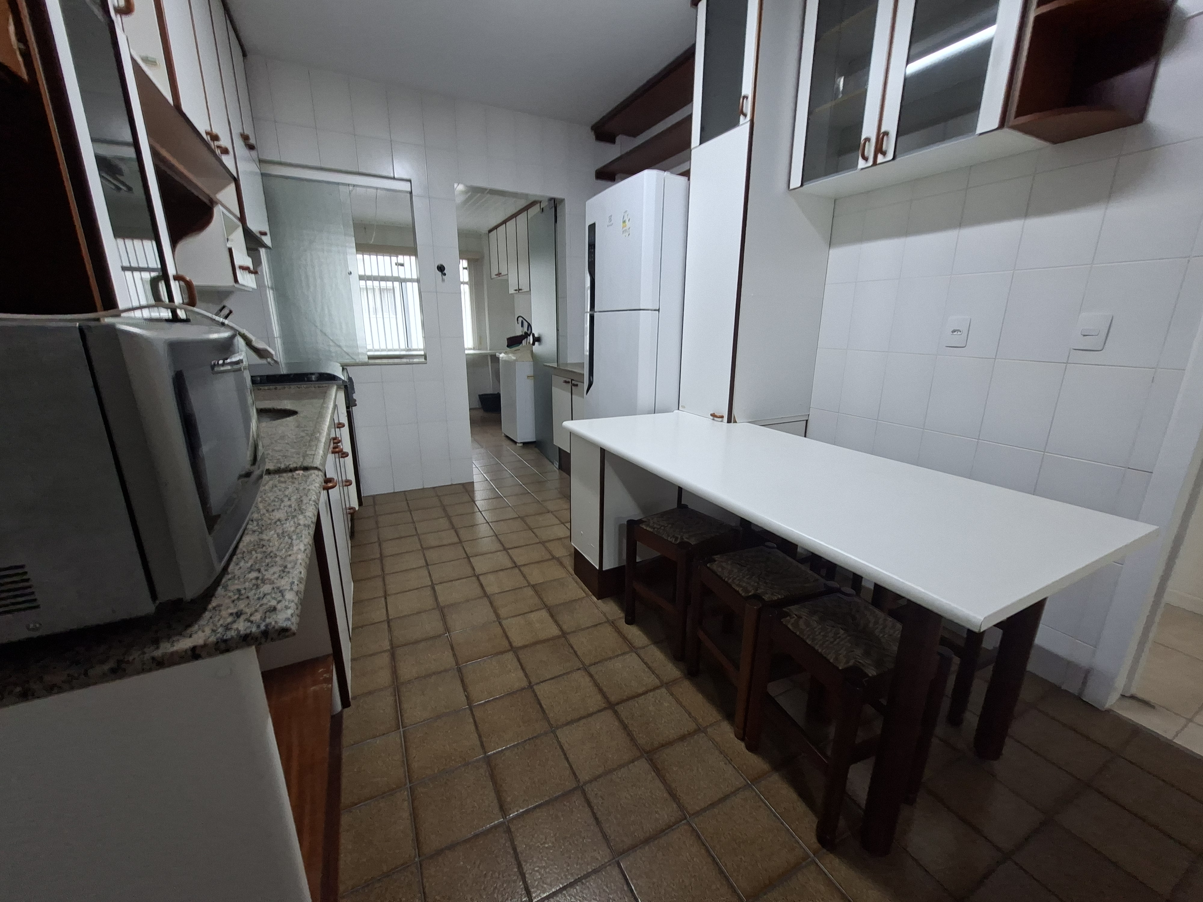 Apartamento aluguel anual 3 dormitórios no Centro