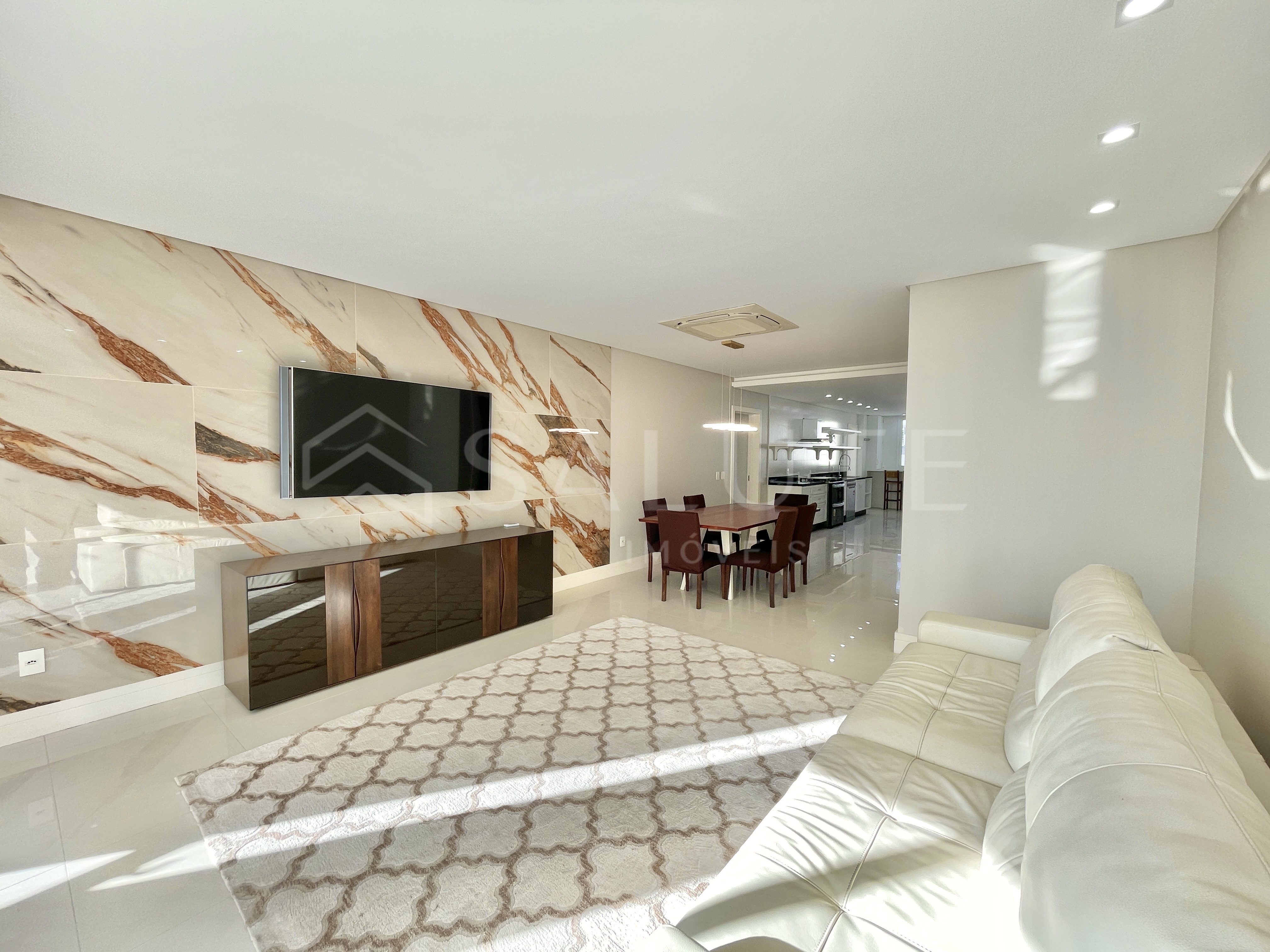 Apartamento aluguel anual 3 suítes na Barra norte
