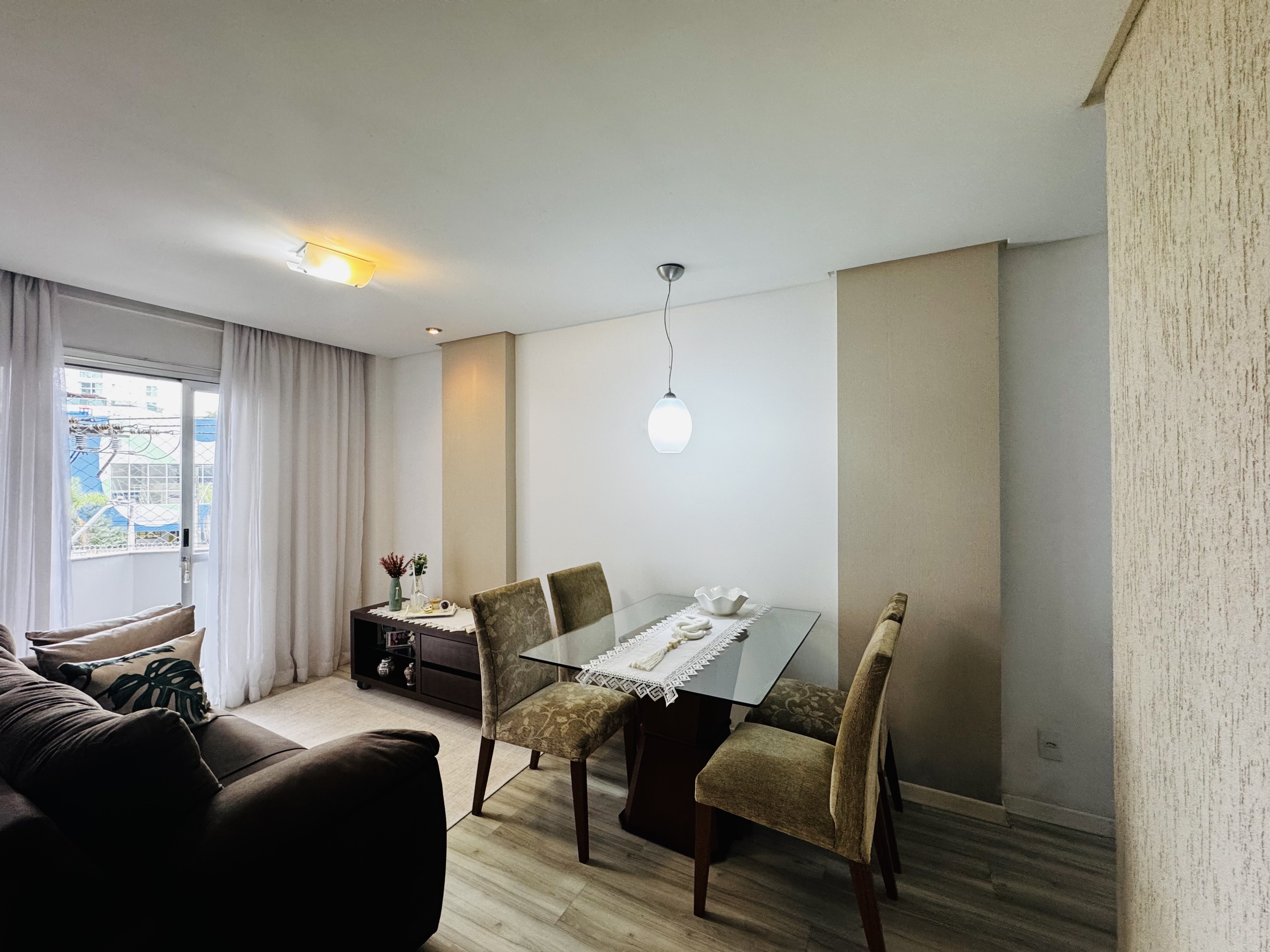 Apartamento à venda 1 dormitório na Barra Sul.