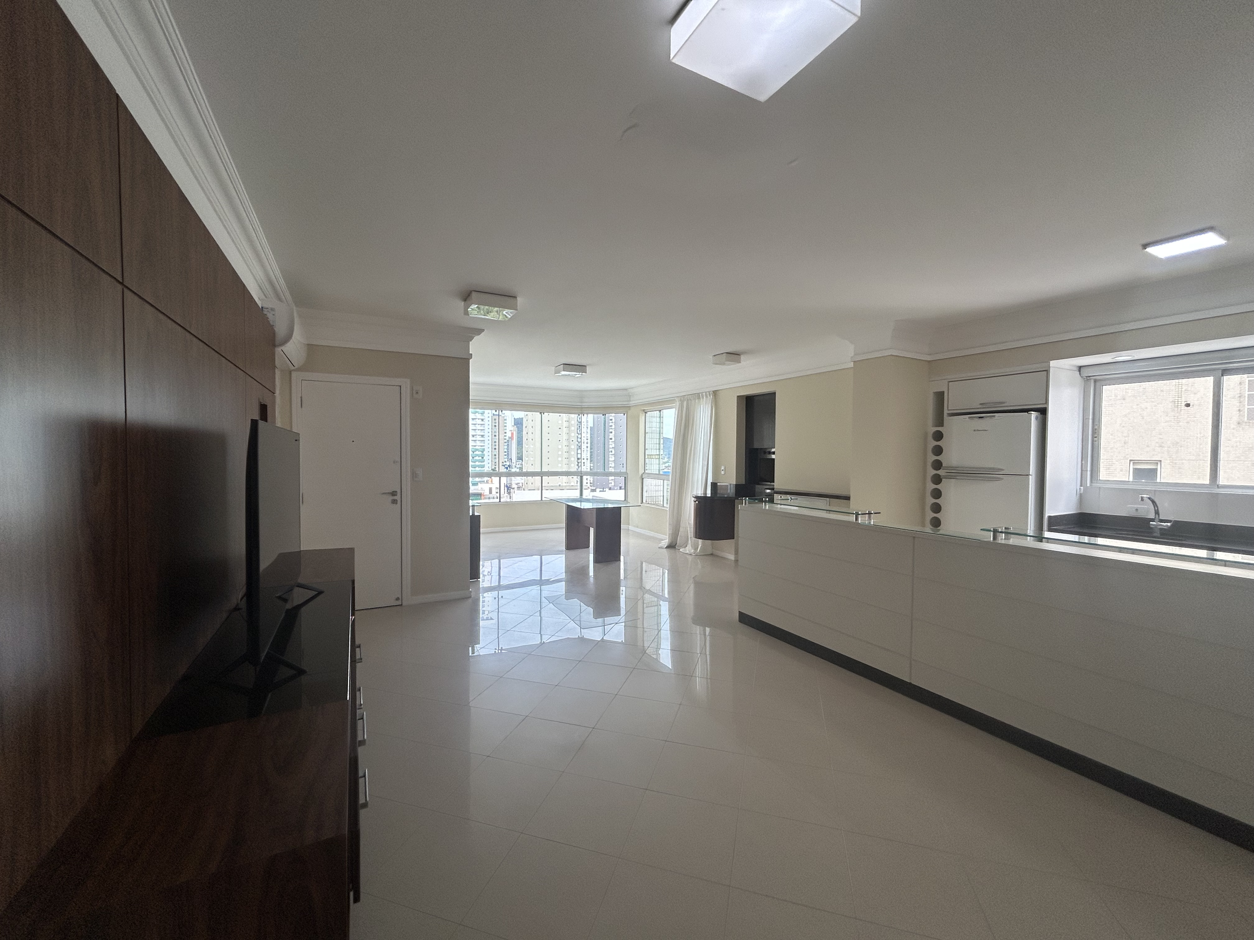 Apartamento à venda 2 suítes no Centro