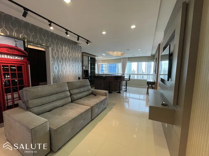 Apartamento à venda 3 dormitórios na Barra Sul