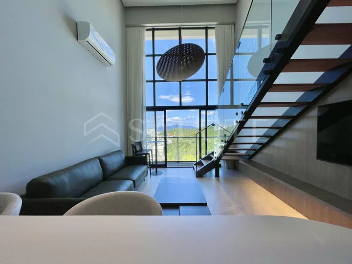 Apartamento à venda 1 suíte na Praia Brava