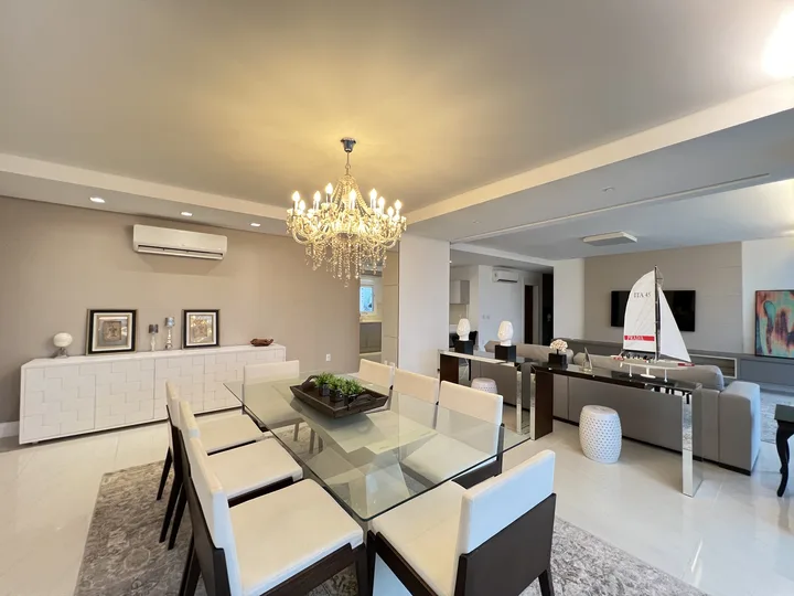 Apartamento aluguel anual 4 suítes na Barra Sul