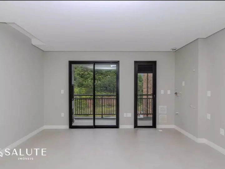 Apartamento à venda 2 dormitórios na Praia dos Amores