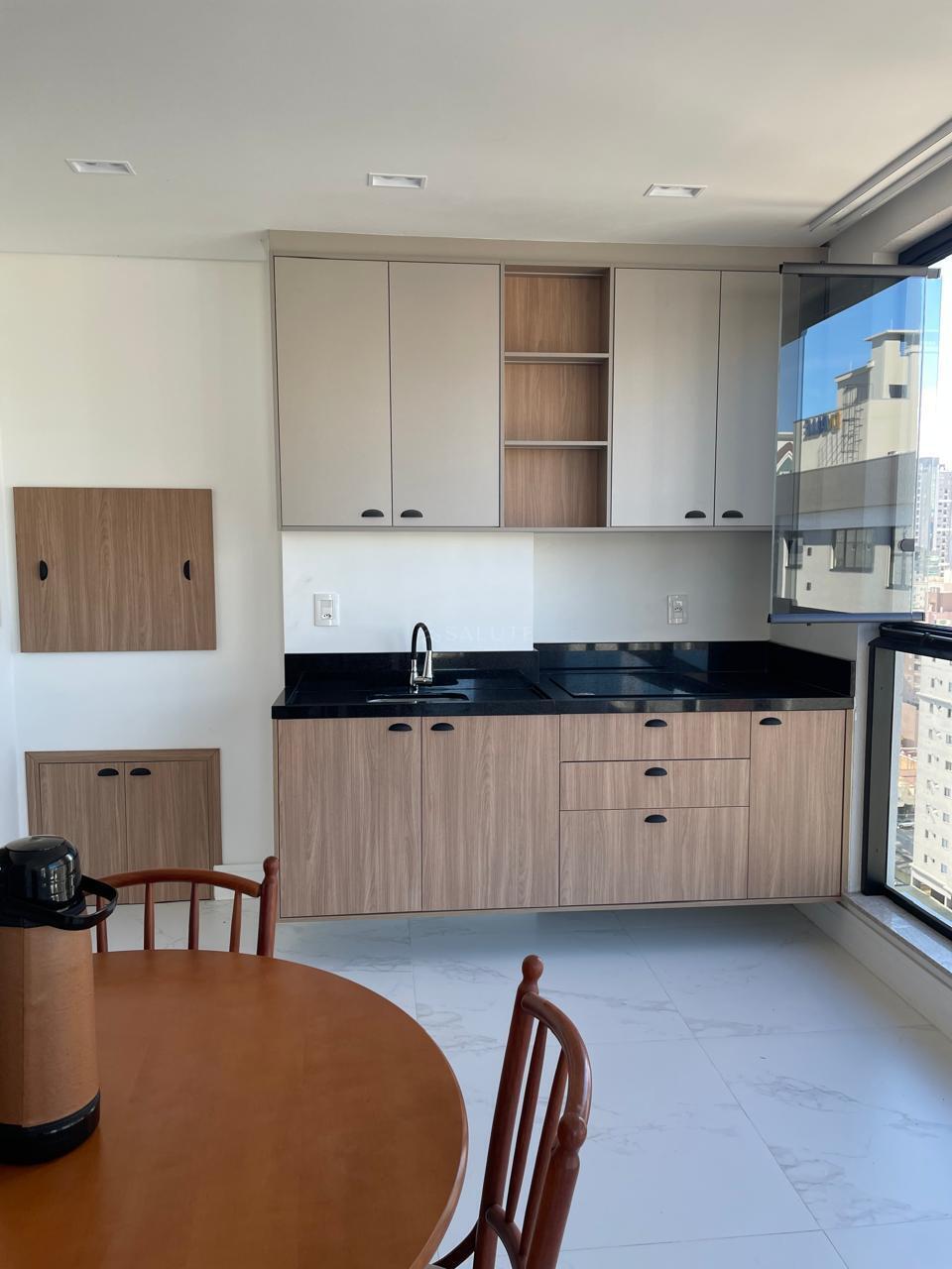 Apartamento à venda com 3 suítes Itapema