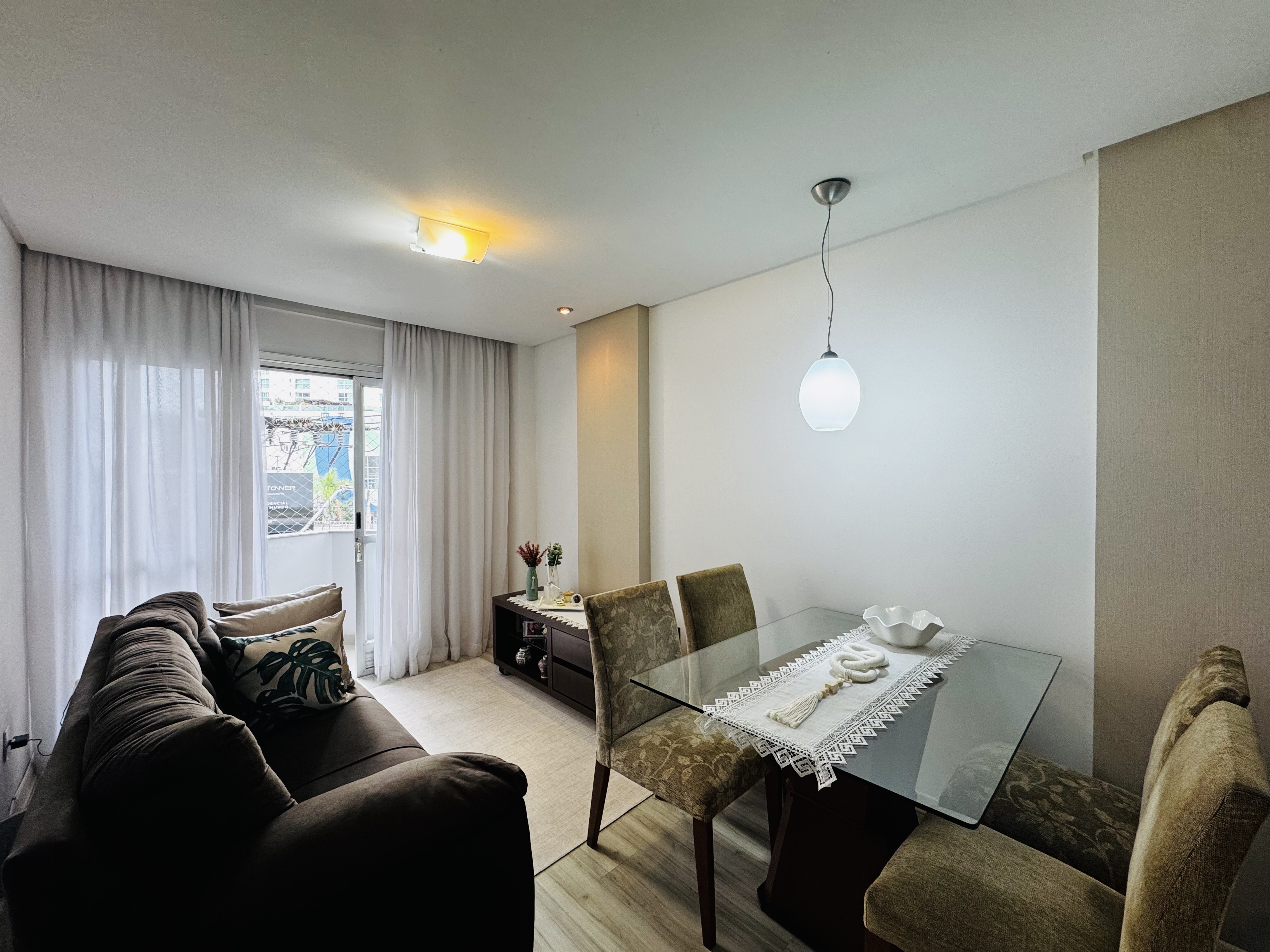 Apartamento à venda 1 dormitório na Barra Sul.