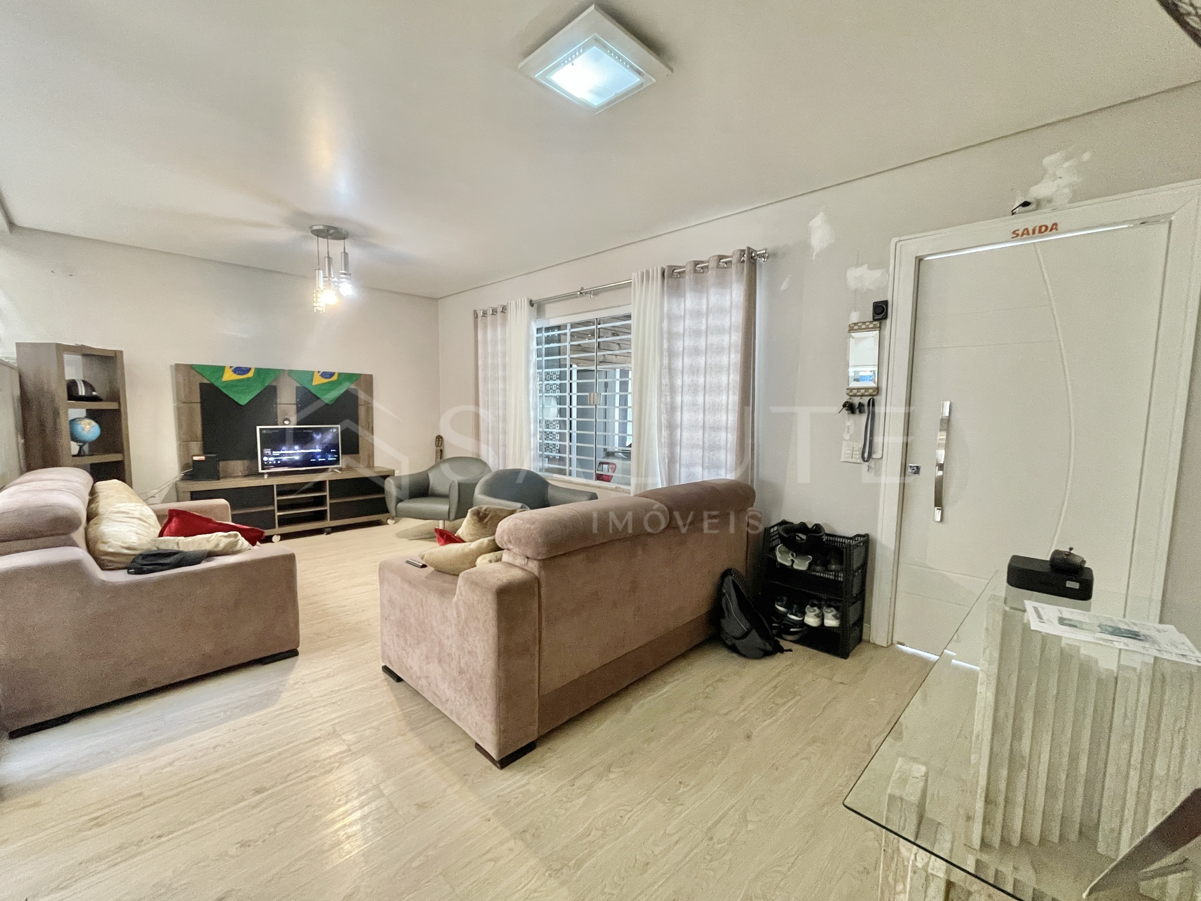Casa à venda com 3 dormitórios no Centro