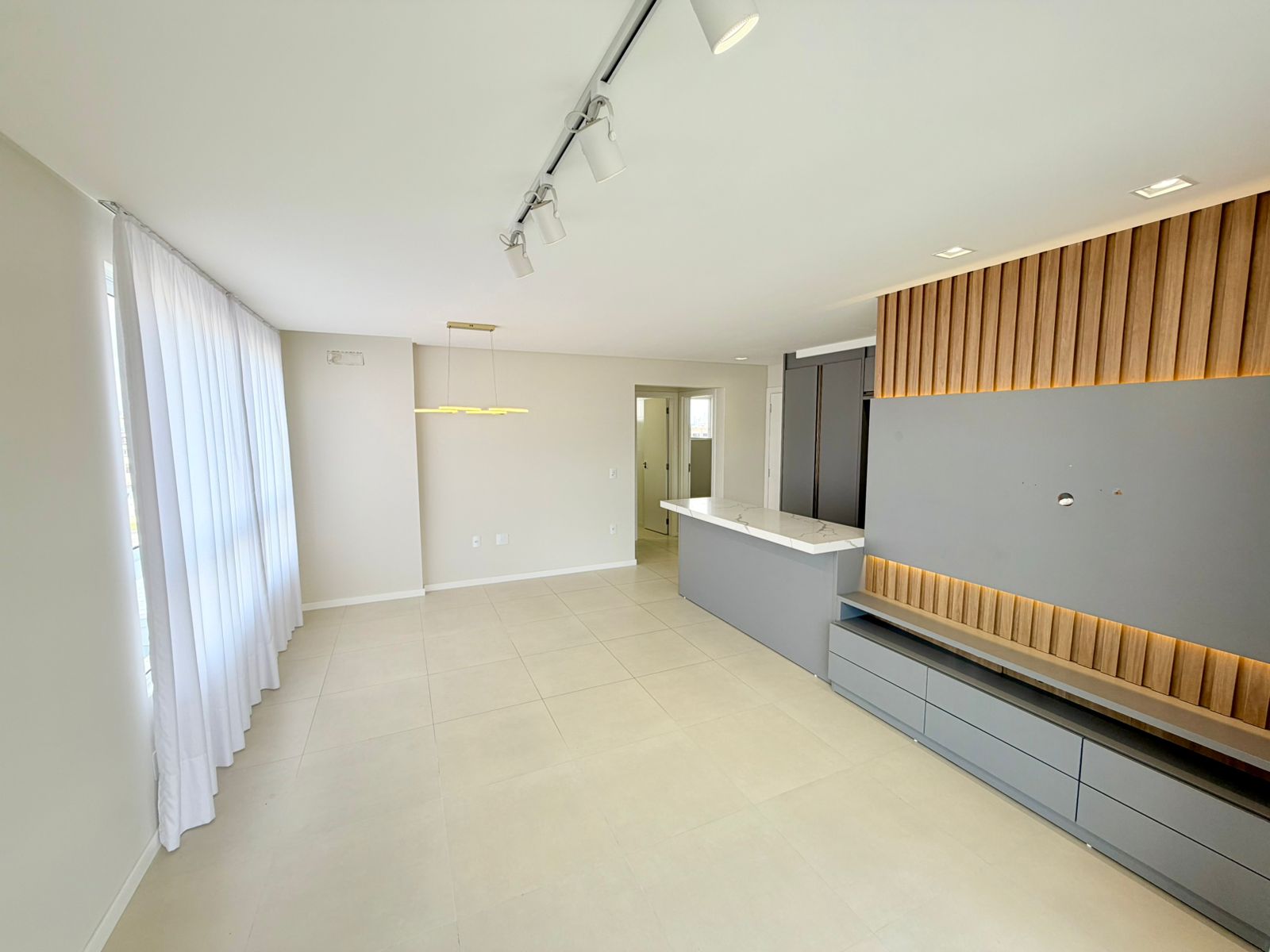 Apartamento à venda 2 dorm. em Camboriú
