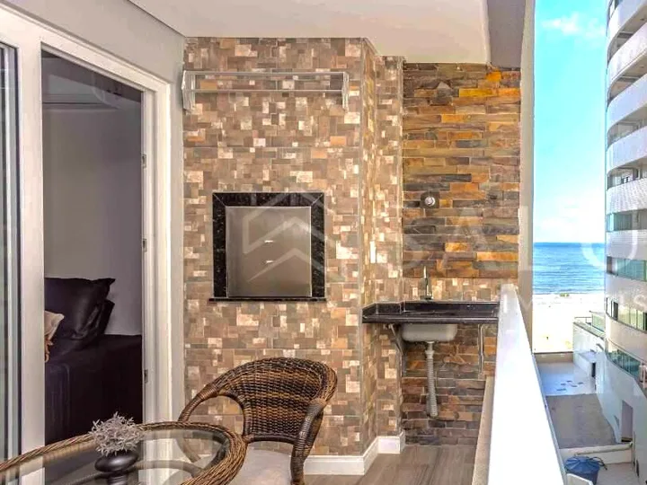 Apartamento à venda 3 dormitórios, 1 suíte na Barra Sul