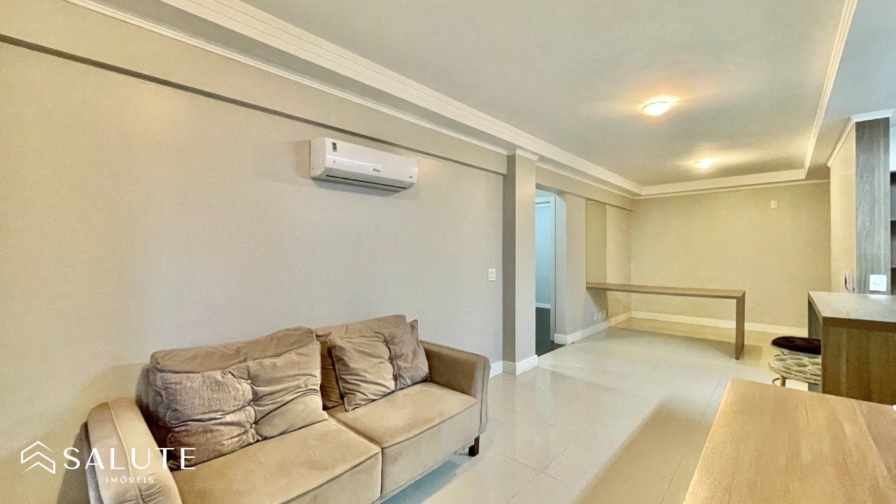 Apartamento à venda 3 suítes na Praia Brava