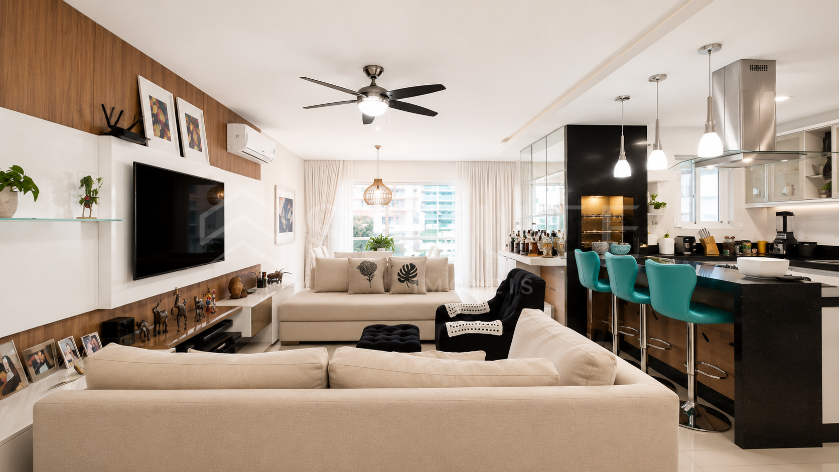 Apartamento aluguel anual 3 suítes no Centro