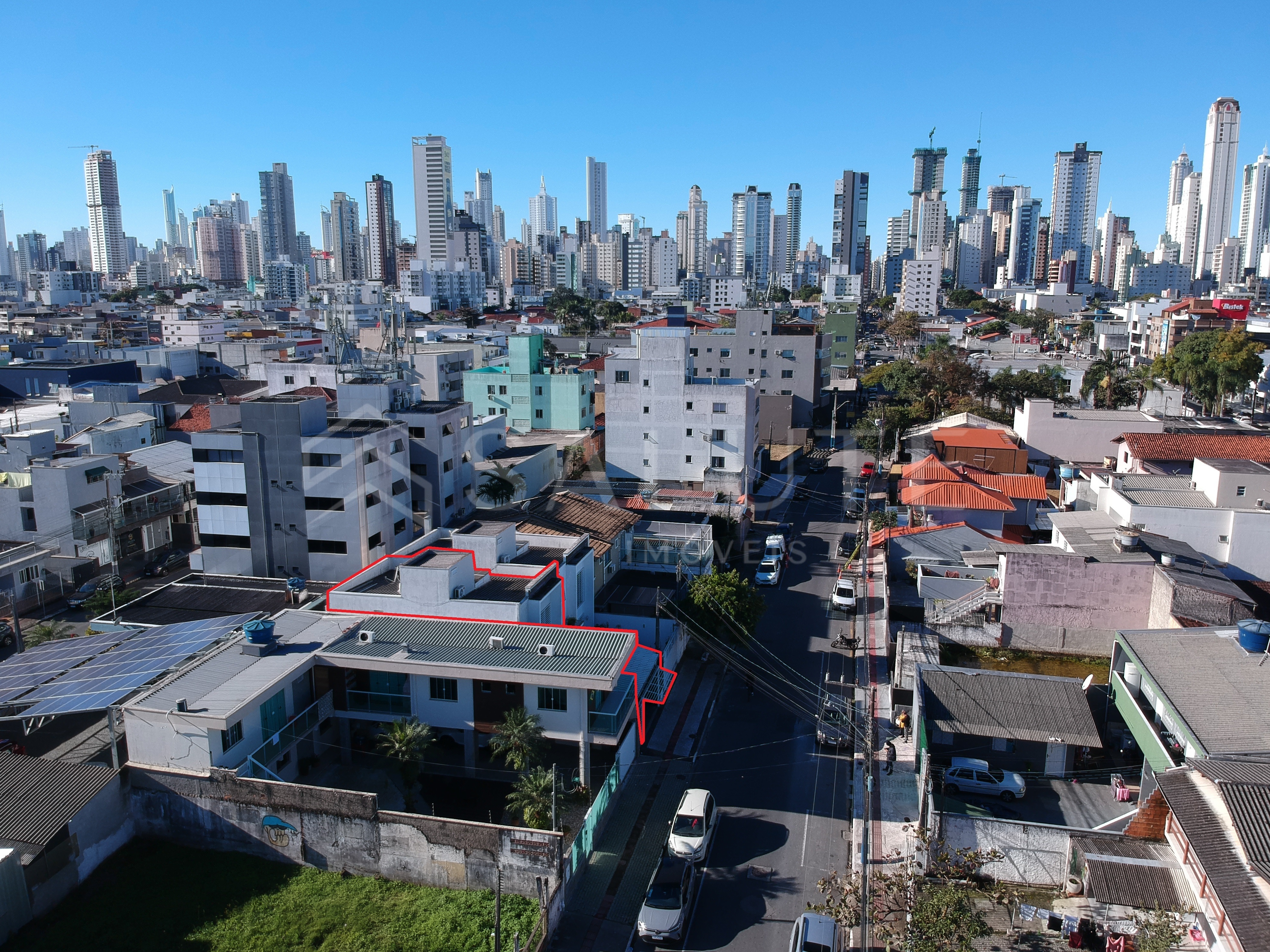 Casa à venda com 3 dormitórios no Centro