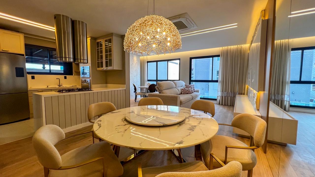 Apartamento à venda 3 suítes no Centro
