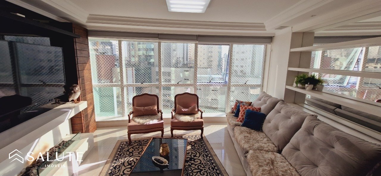 Apartamento à venda 3 suítes na Barra Sul