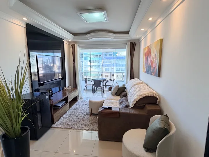 Apartamento 3 dormitórios em Centro Balneário Camboriú