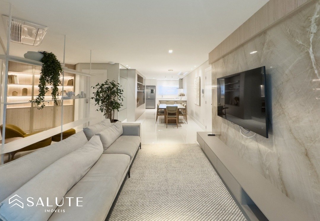 Apartamento à venda com 3 suítes Barra Sul