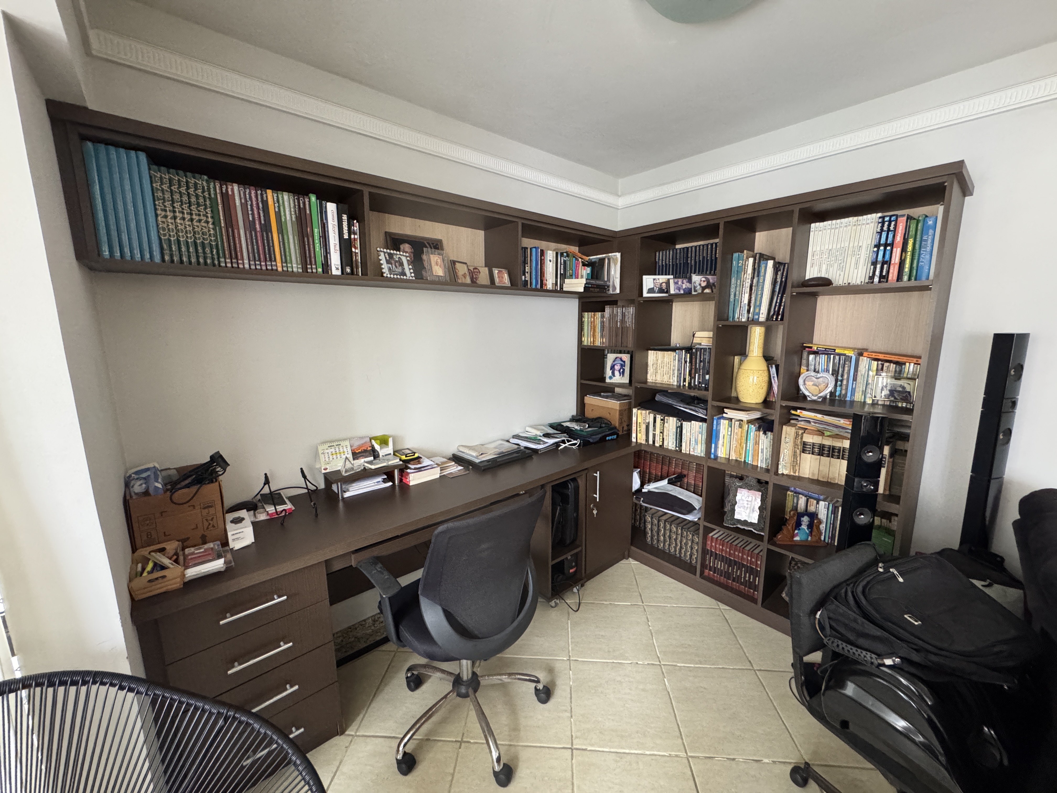 Apartamento à venda 3 dormitórios na Barra sul