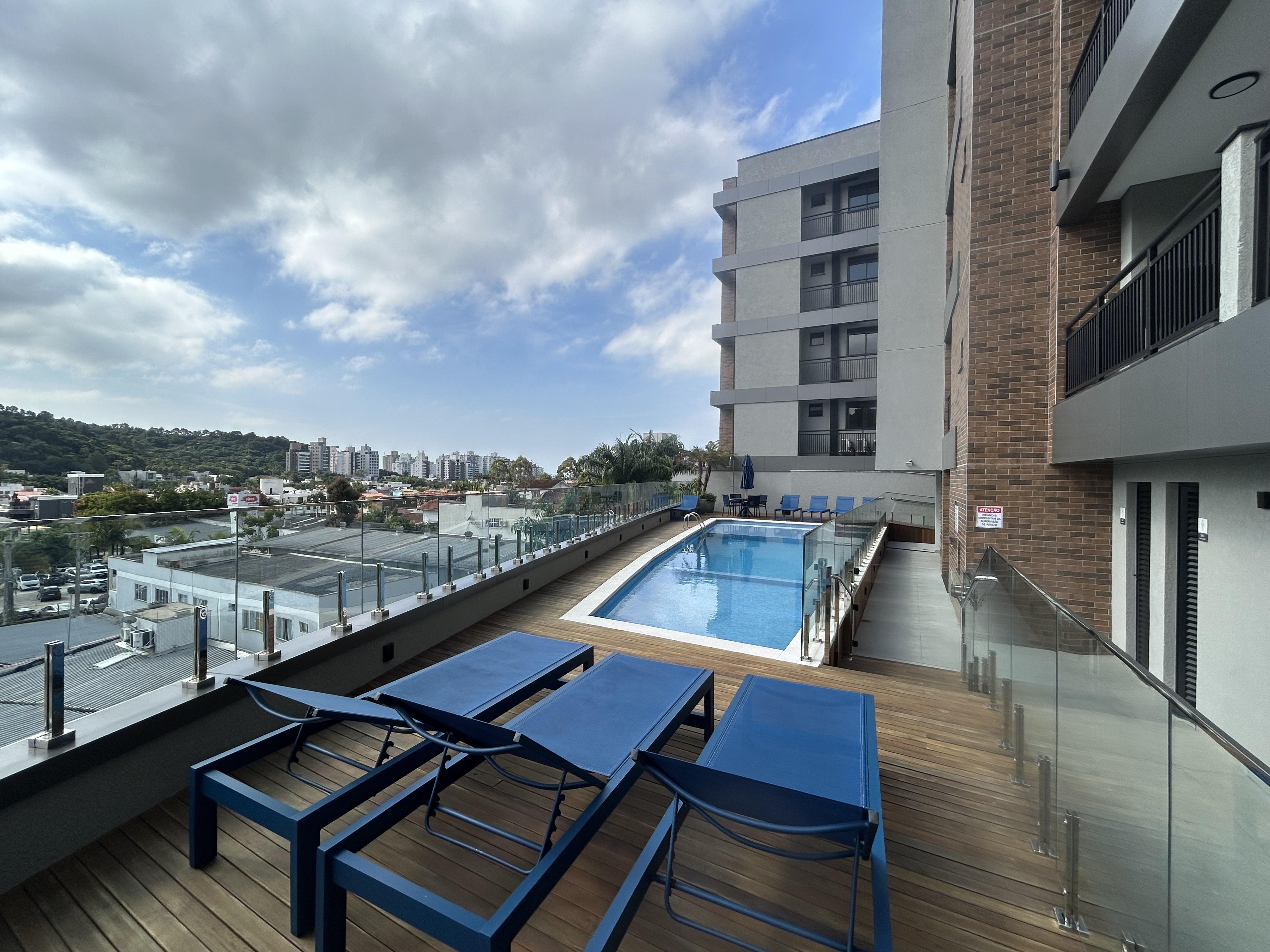 Apartamento à venda 2 dormitórios na Praia dos Amores