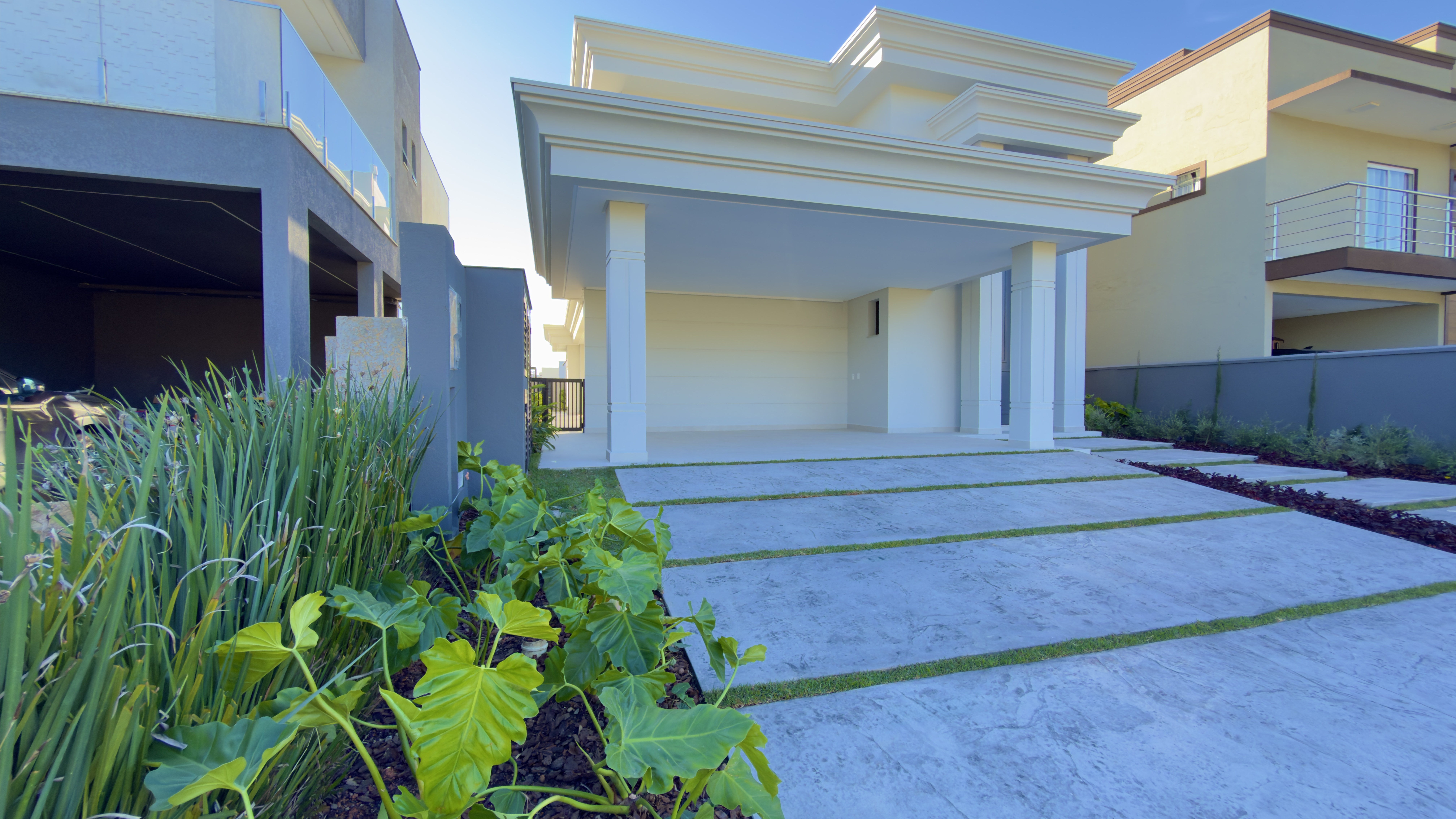 Apartamento à venda 4 suítes em Santa Regina