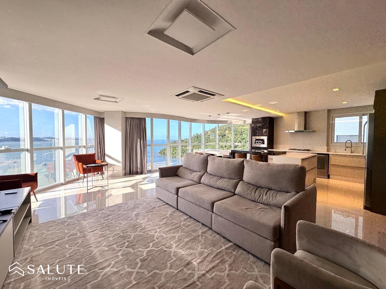 Apartamento aluguel anual 4 suítes frente mar