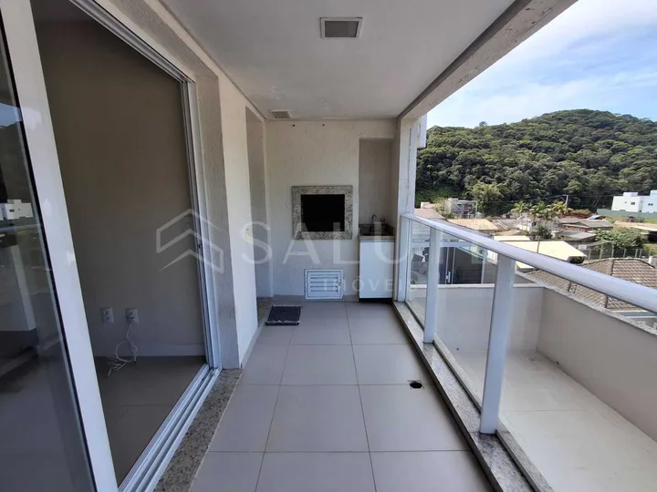 Apartamento com 2 dormitórios, 1 suíte na Ressacada | Itajaí