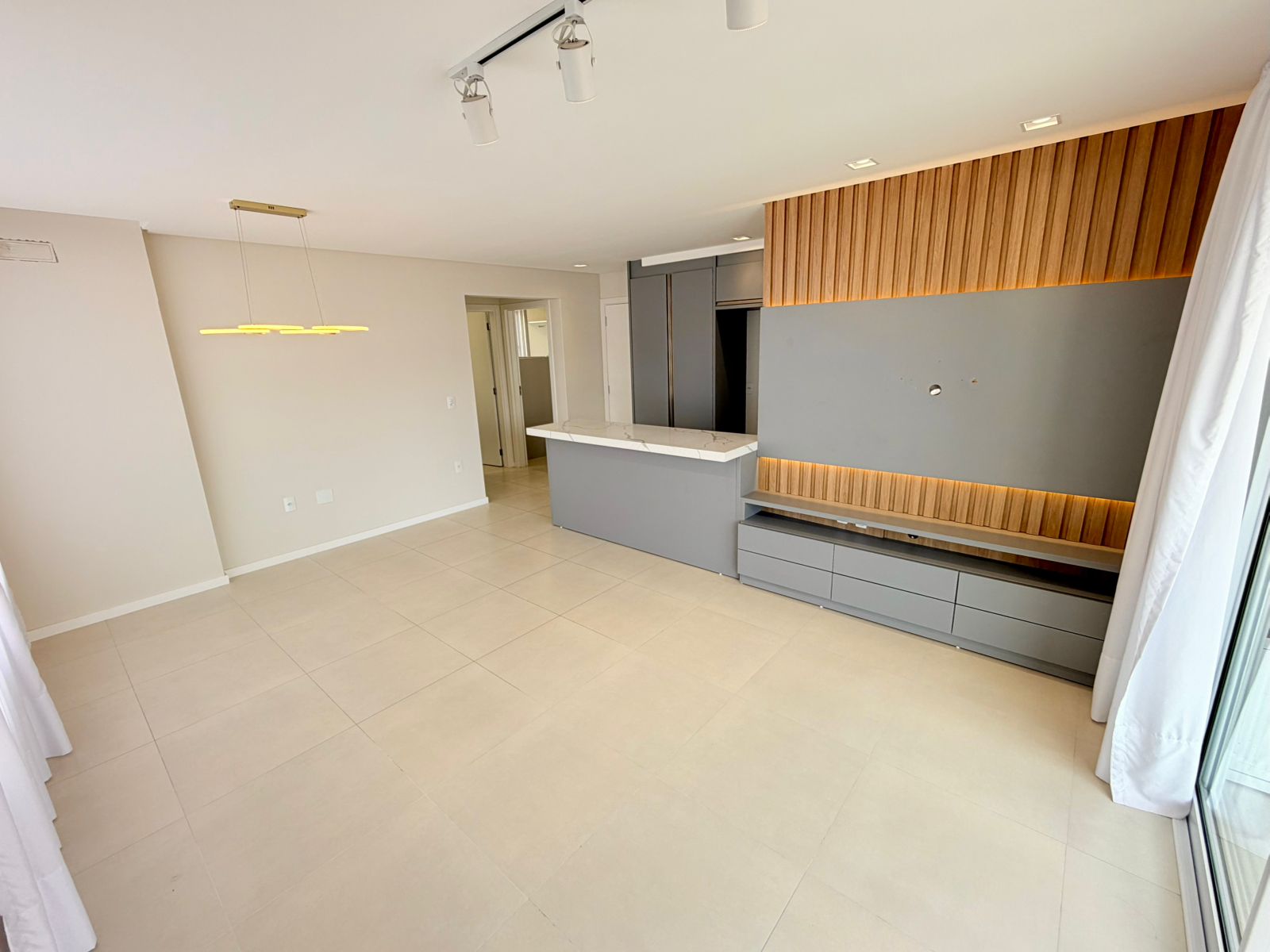 Apartamento à venda 2 dorm. em Camboriú