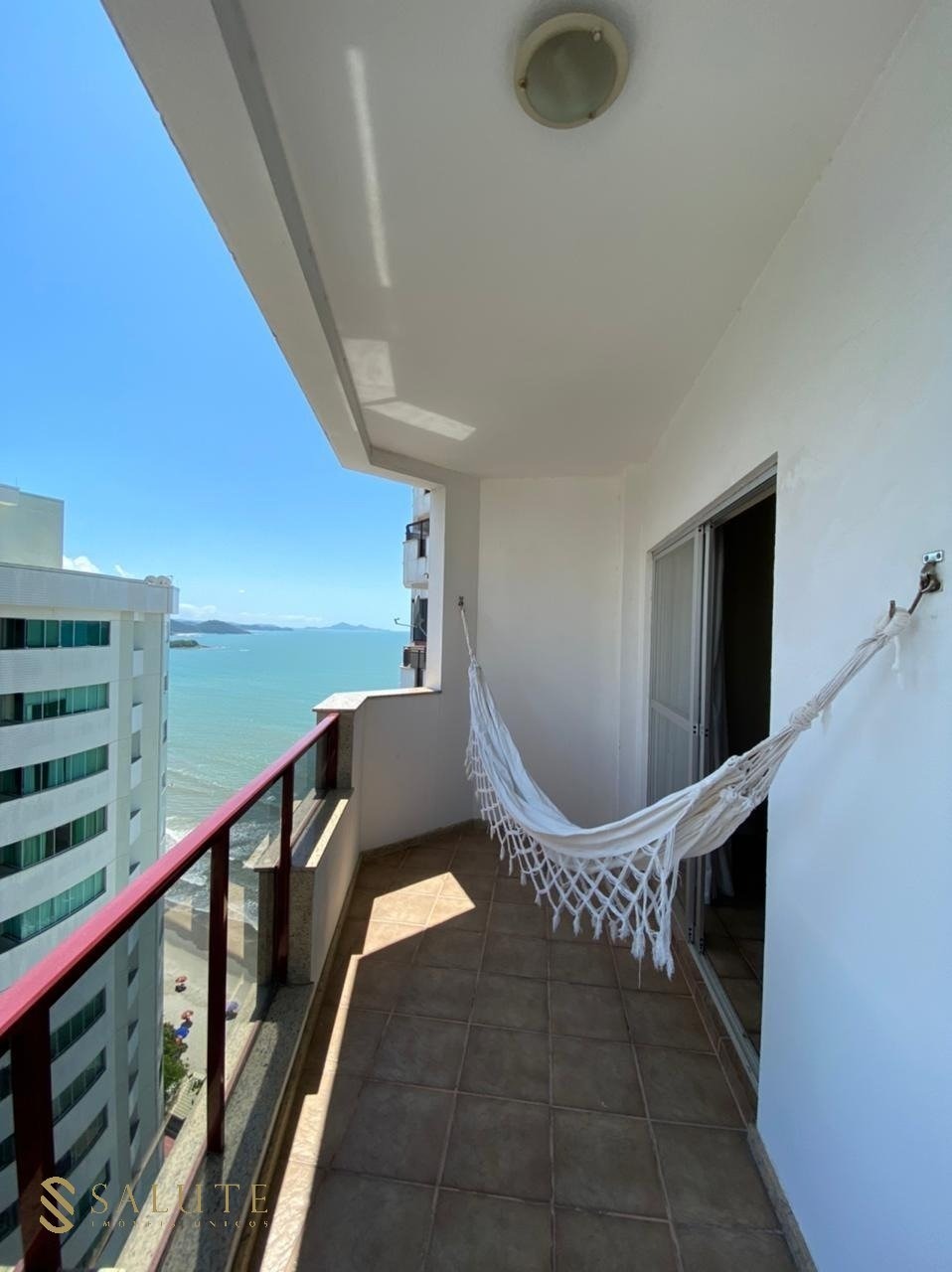 Apartamento aluguel anual 2 quartos na Barra Sul