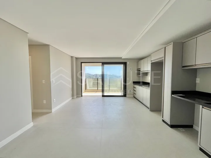 Apartamento aluguel 3 dormitórios na Praia Brava