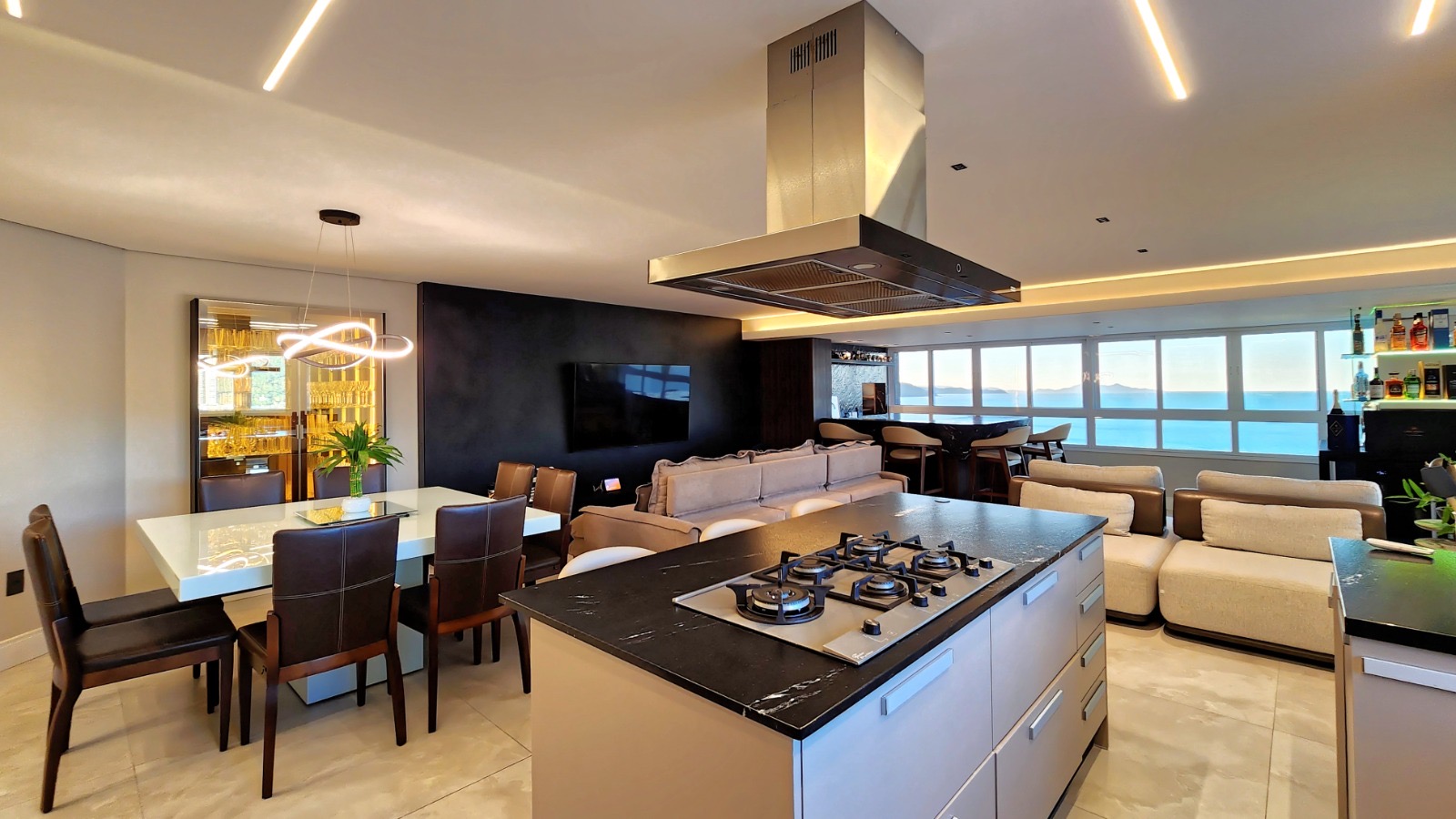Apartamento à venda 4 suítes na Barra sul