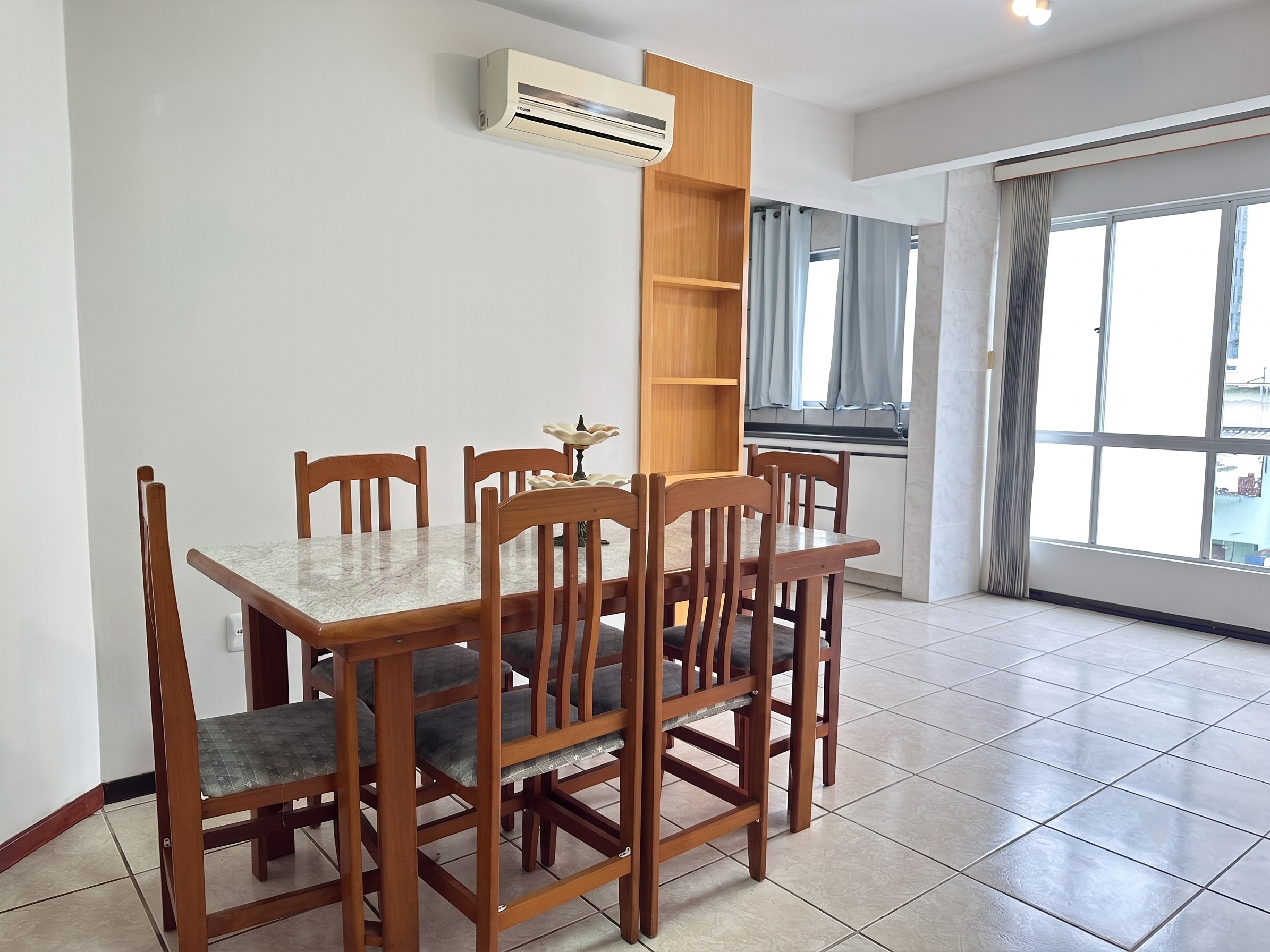 Apartamento para locação com 2 quartos no Centro