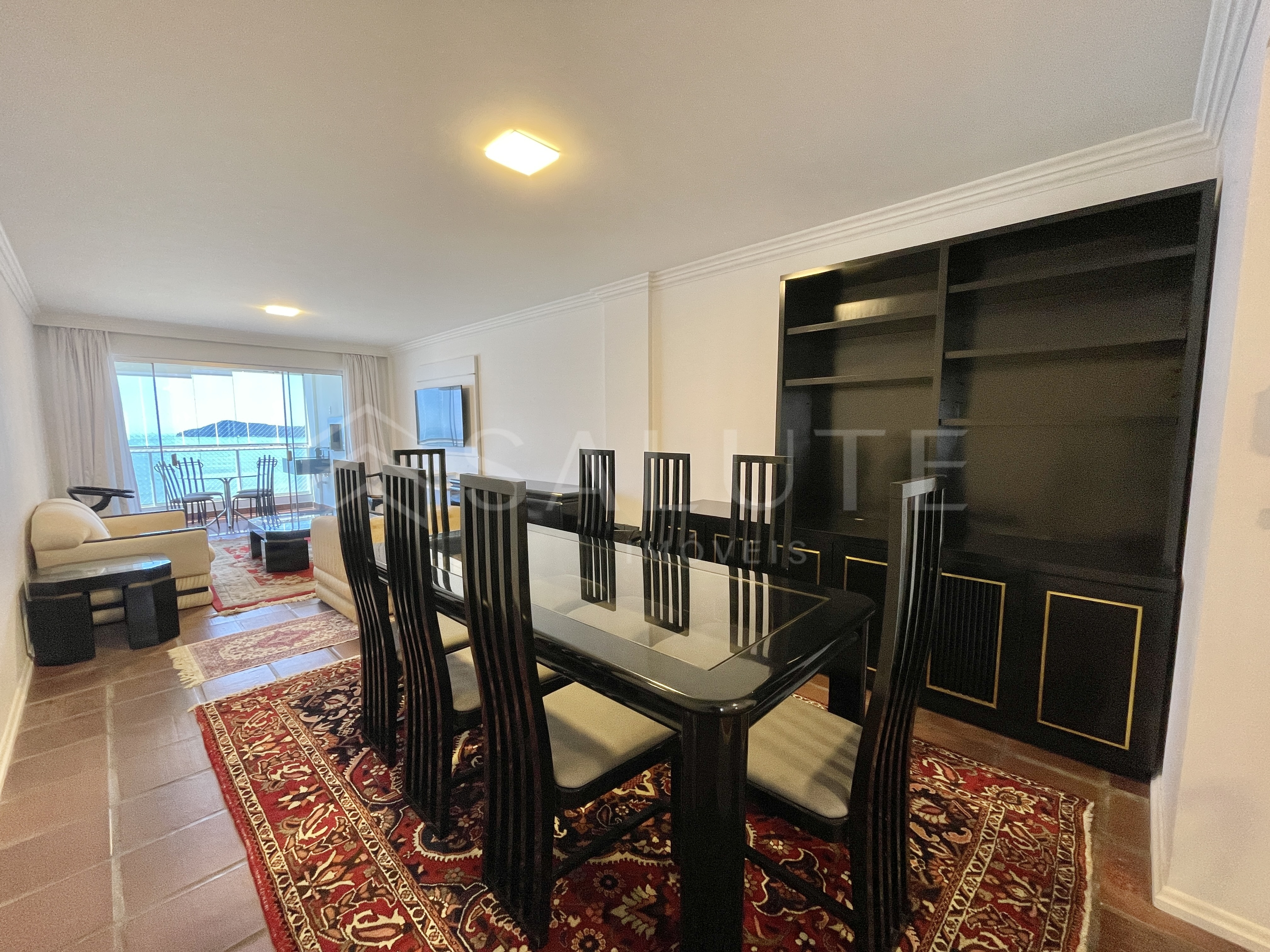 Apartamento à venda com 4 dormitórios no Centro