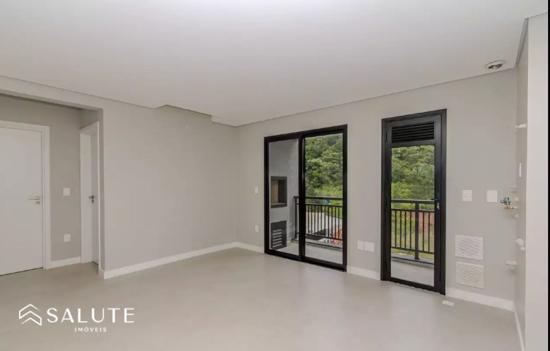 Apartamento à venda 2 dormitórios na Praia dos Amores