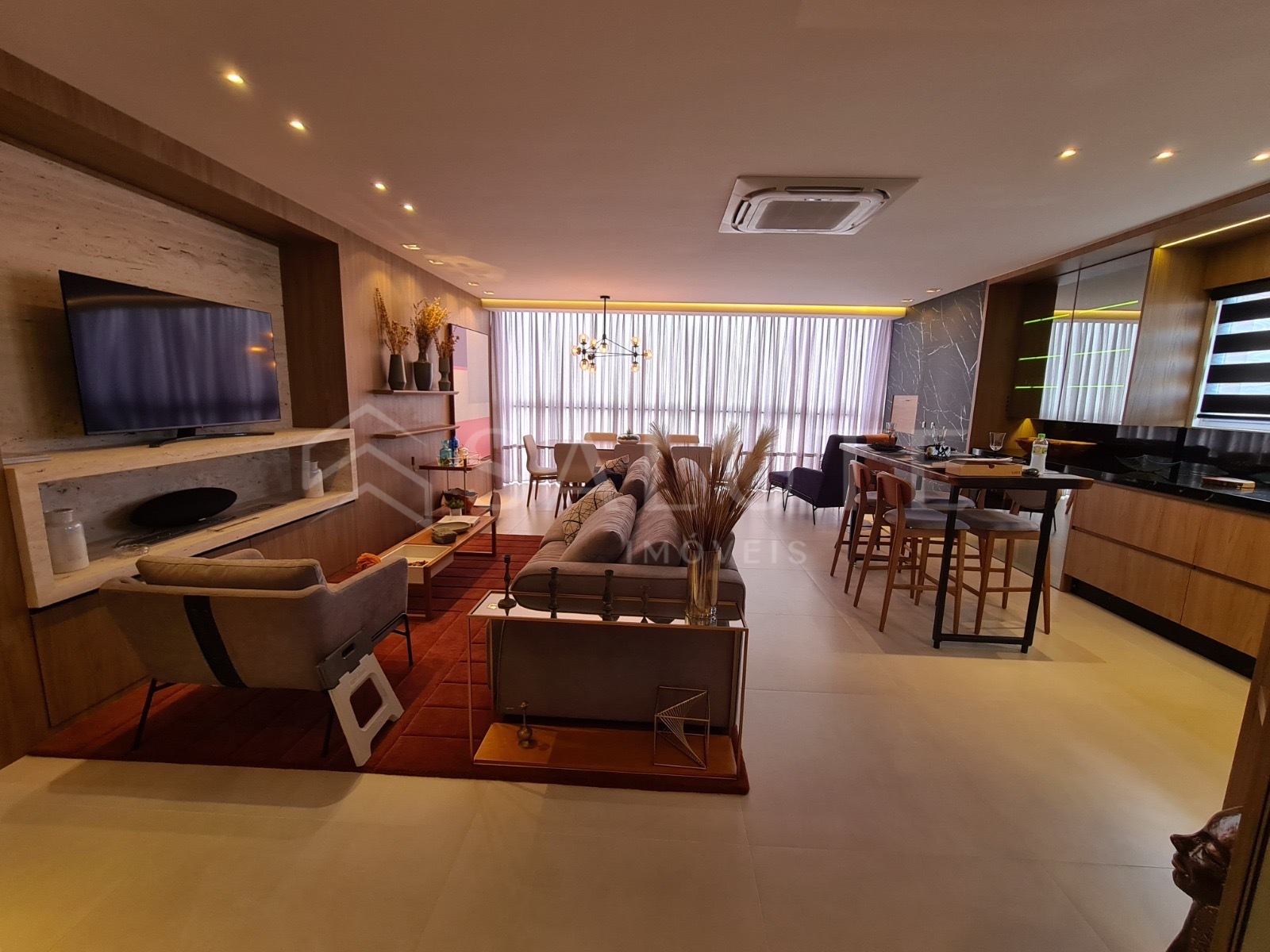 Apartamento à venda 3 suítes no Centro