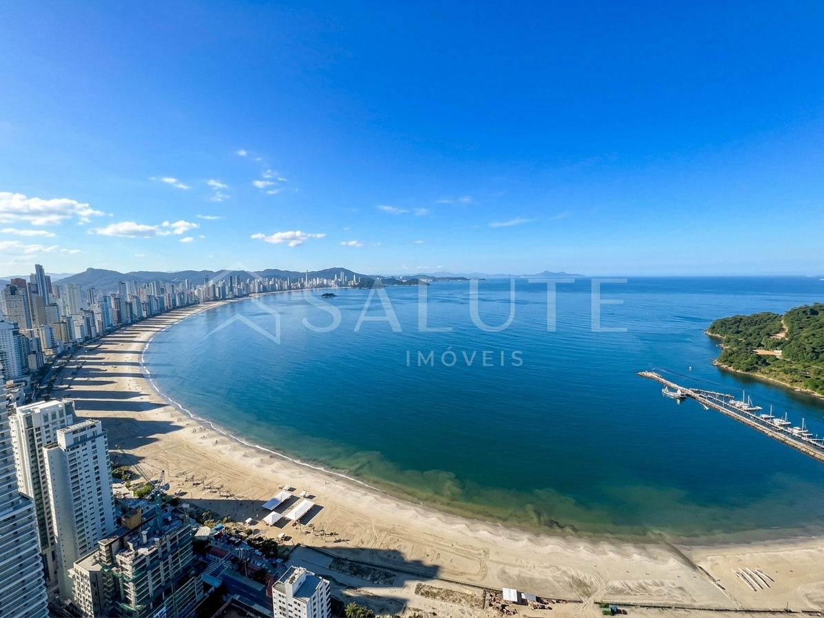 Apartamento à venda 5 suítes no Centro