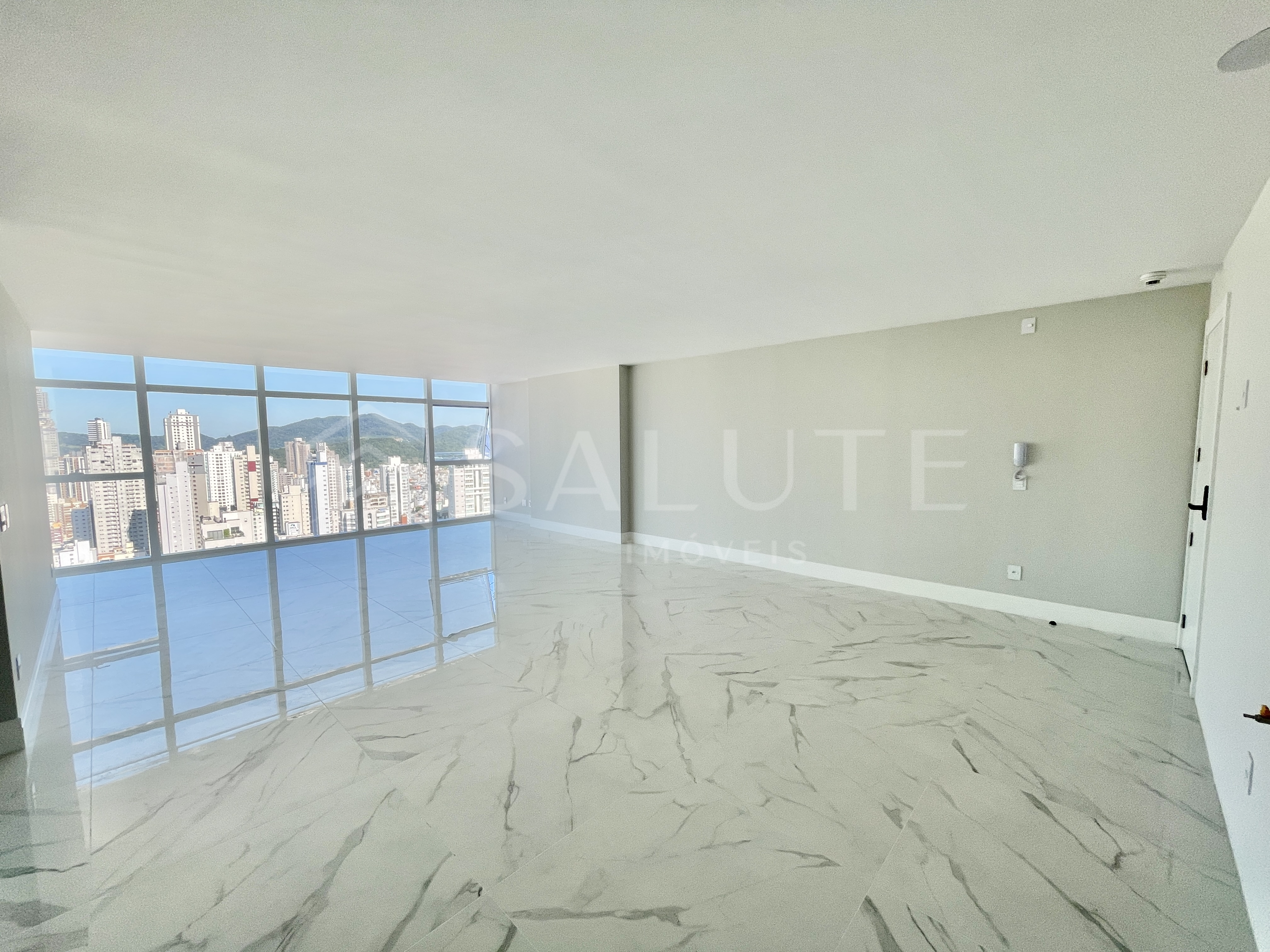 Apartamento venda 3 dormitórios no Centro