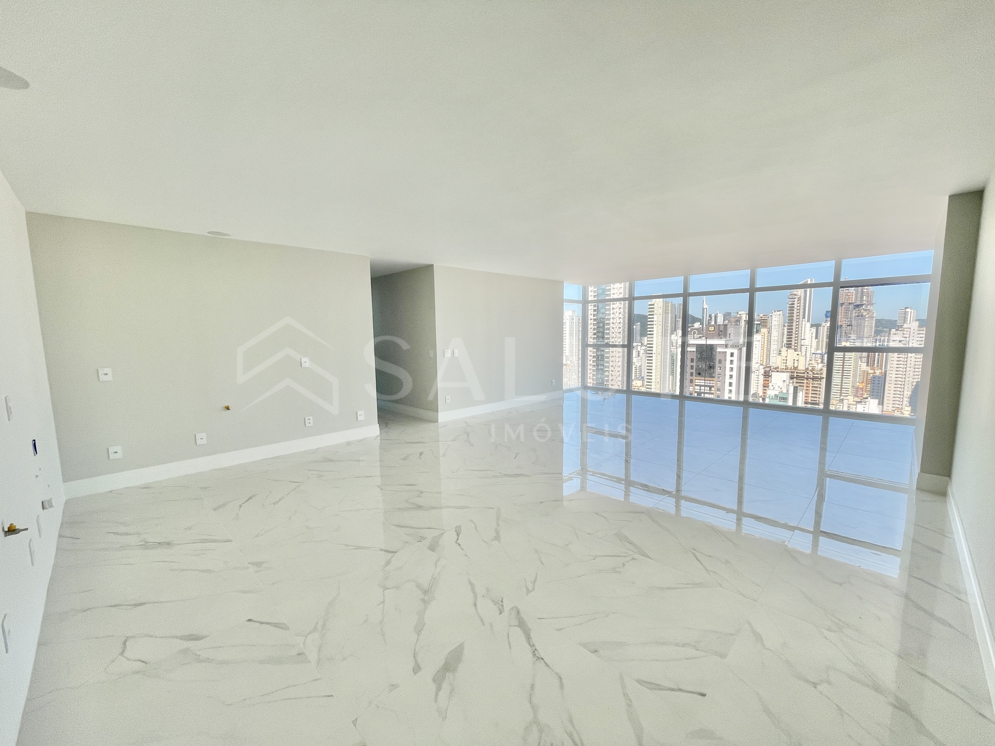 Apartamento venda 3 dormitórios no Centro