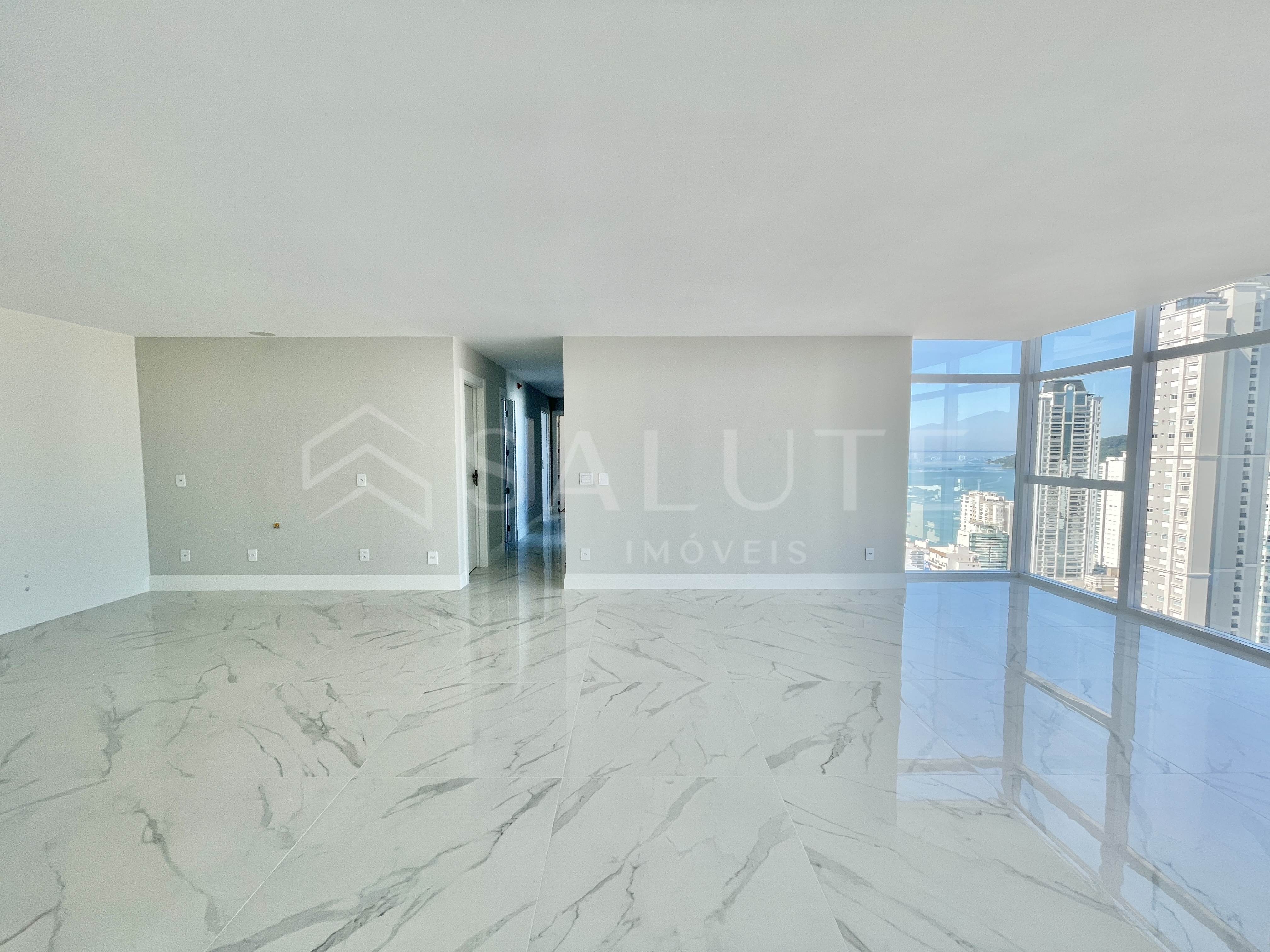 Apartamento venda 3 dormitórios no Centro