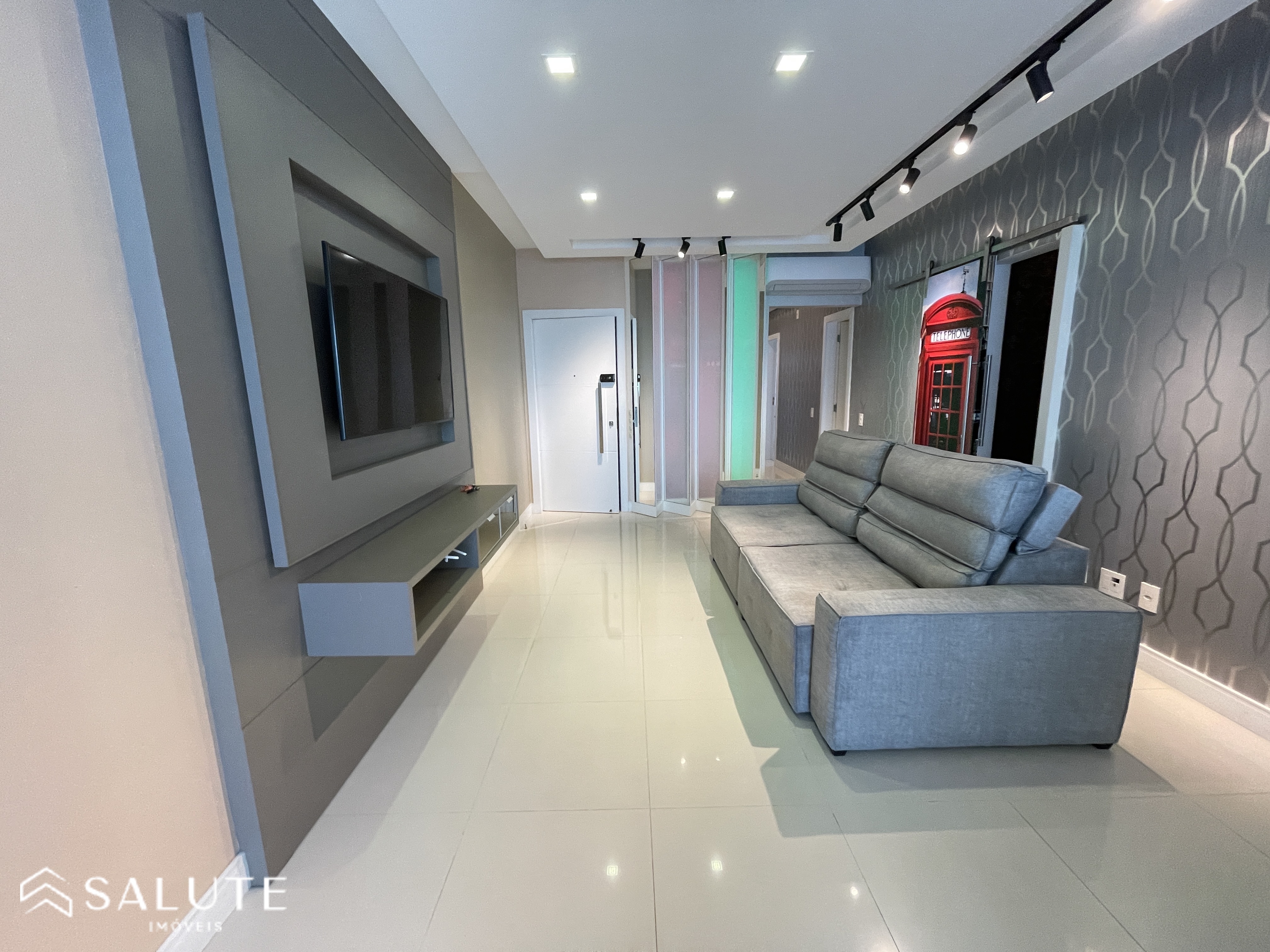 Apartamento à venda 3 dormitórios na Barra Sul