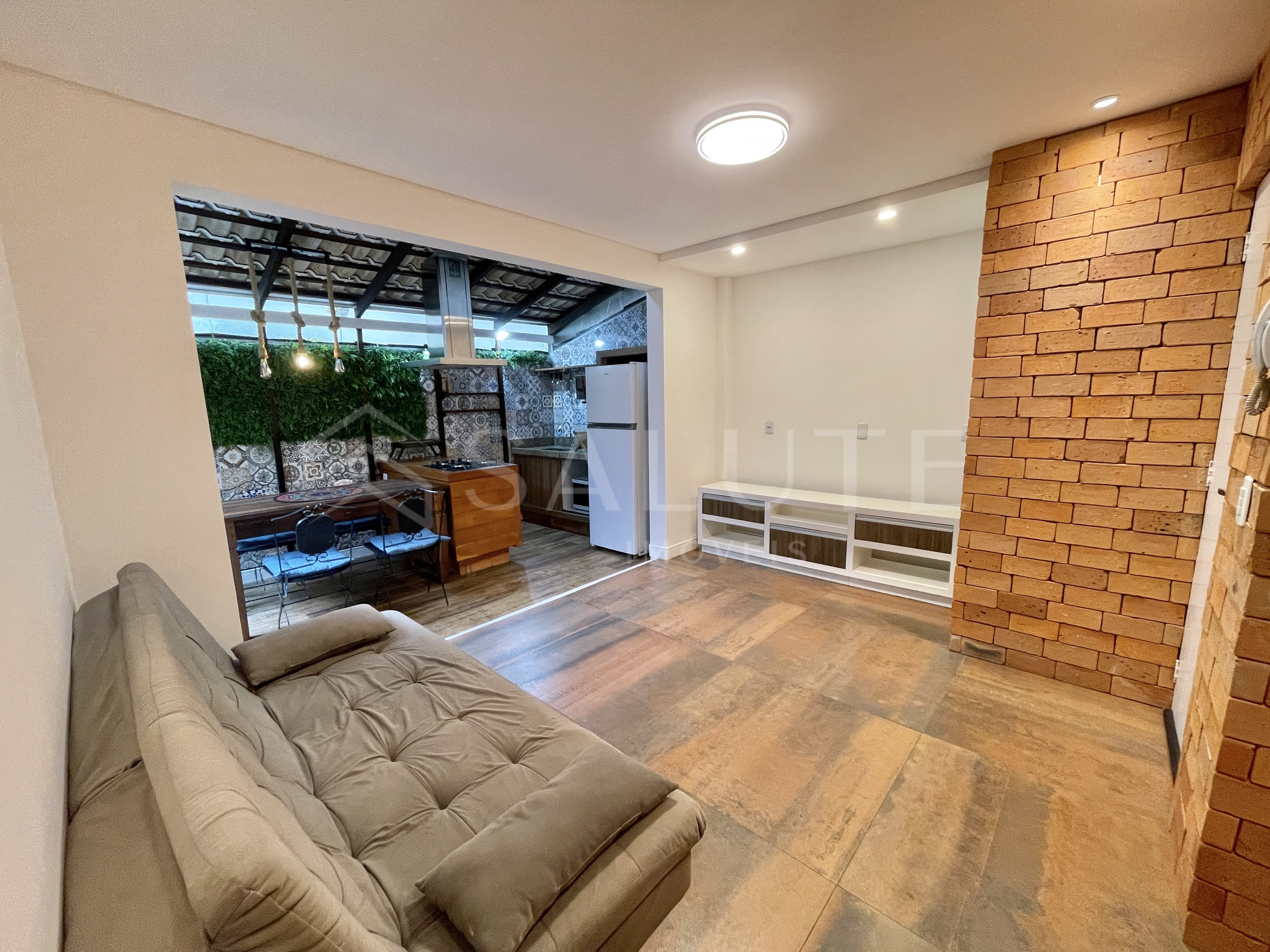 Apartamento aluguel anual 1 dormitório na Vila Real
