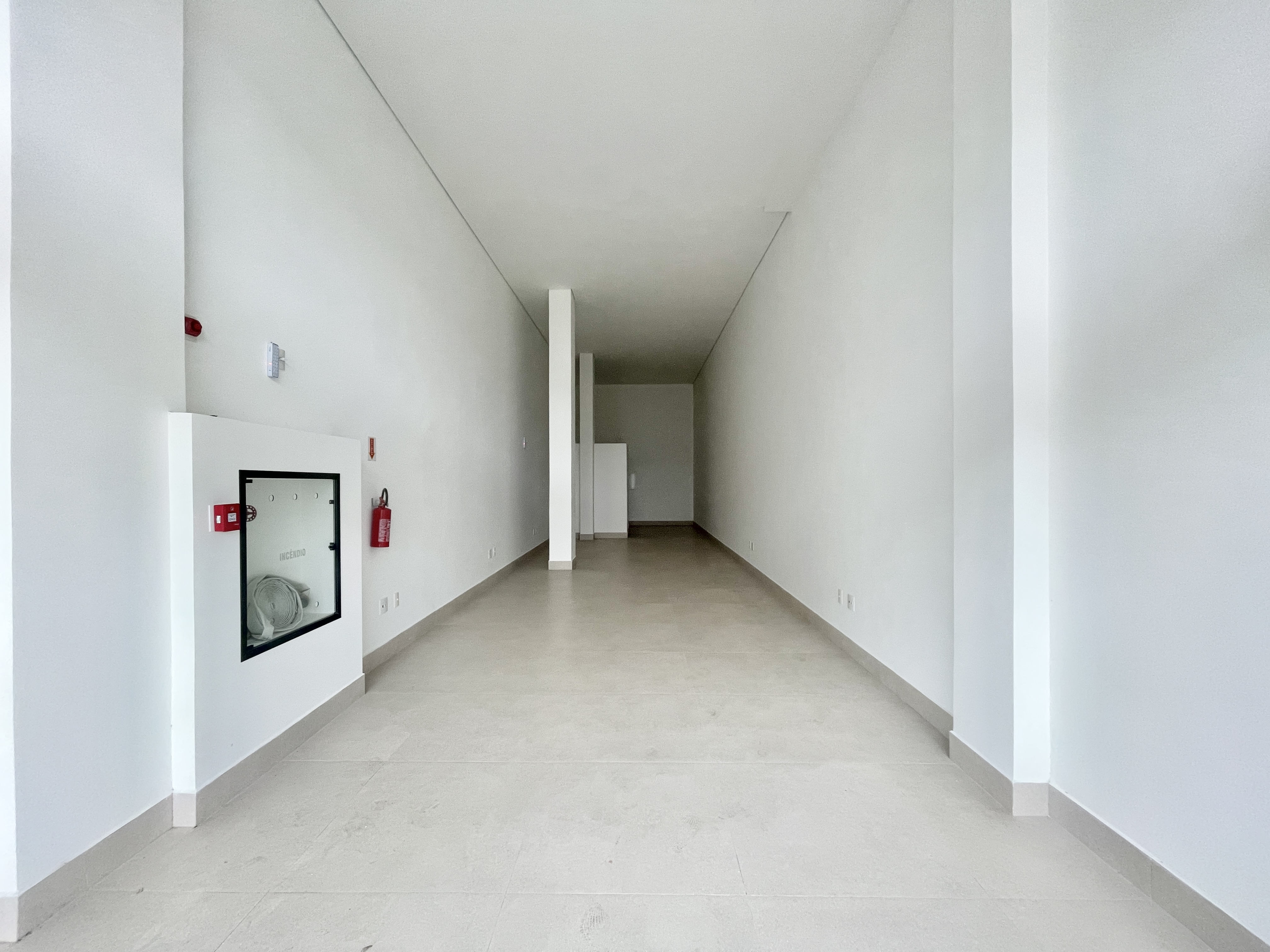 Loja aluguel anual 77 m² nos Estados