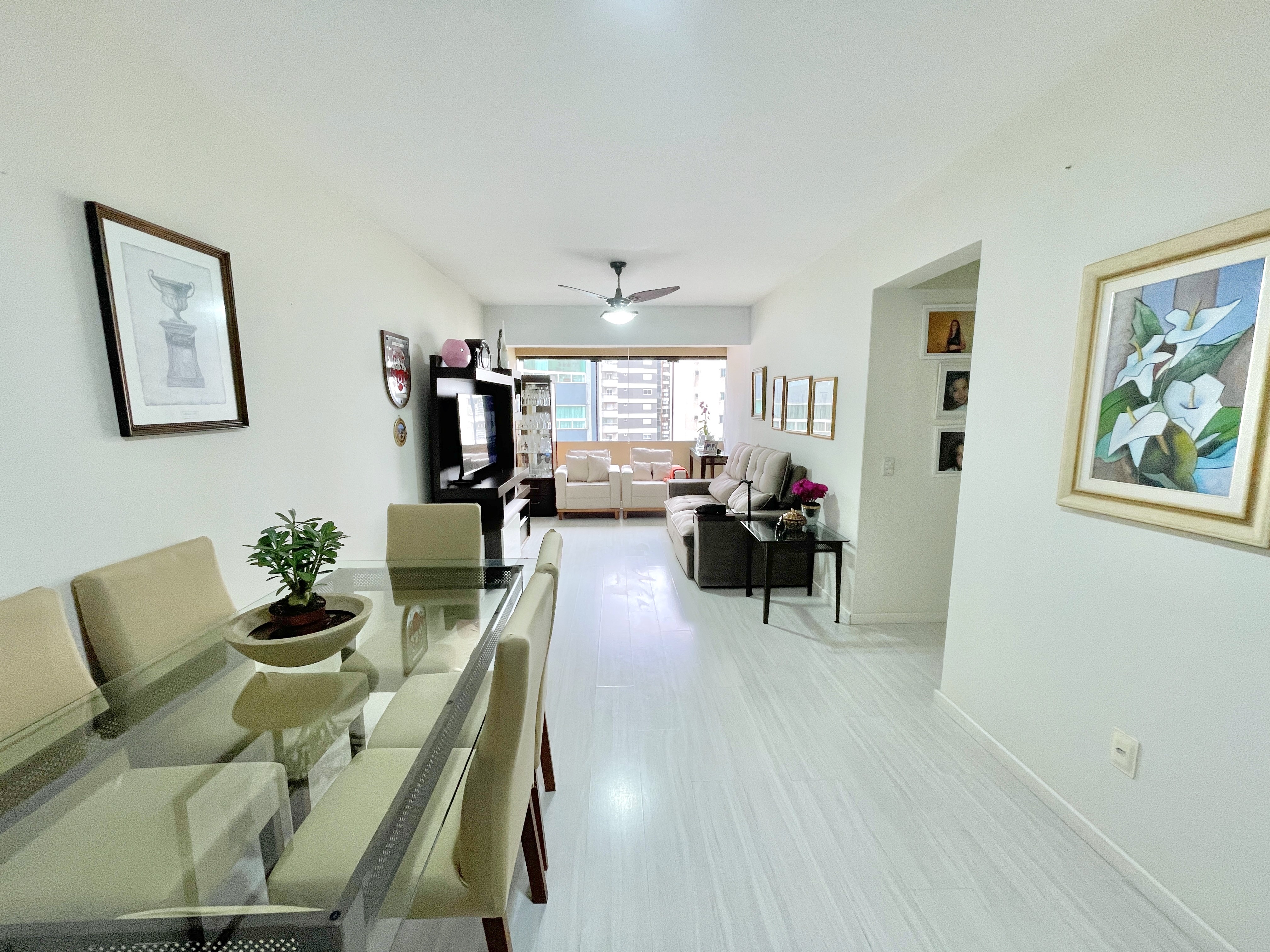 Apartamento à venda 2 dormitórios na Barra Sul