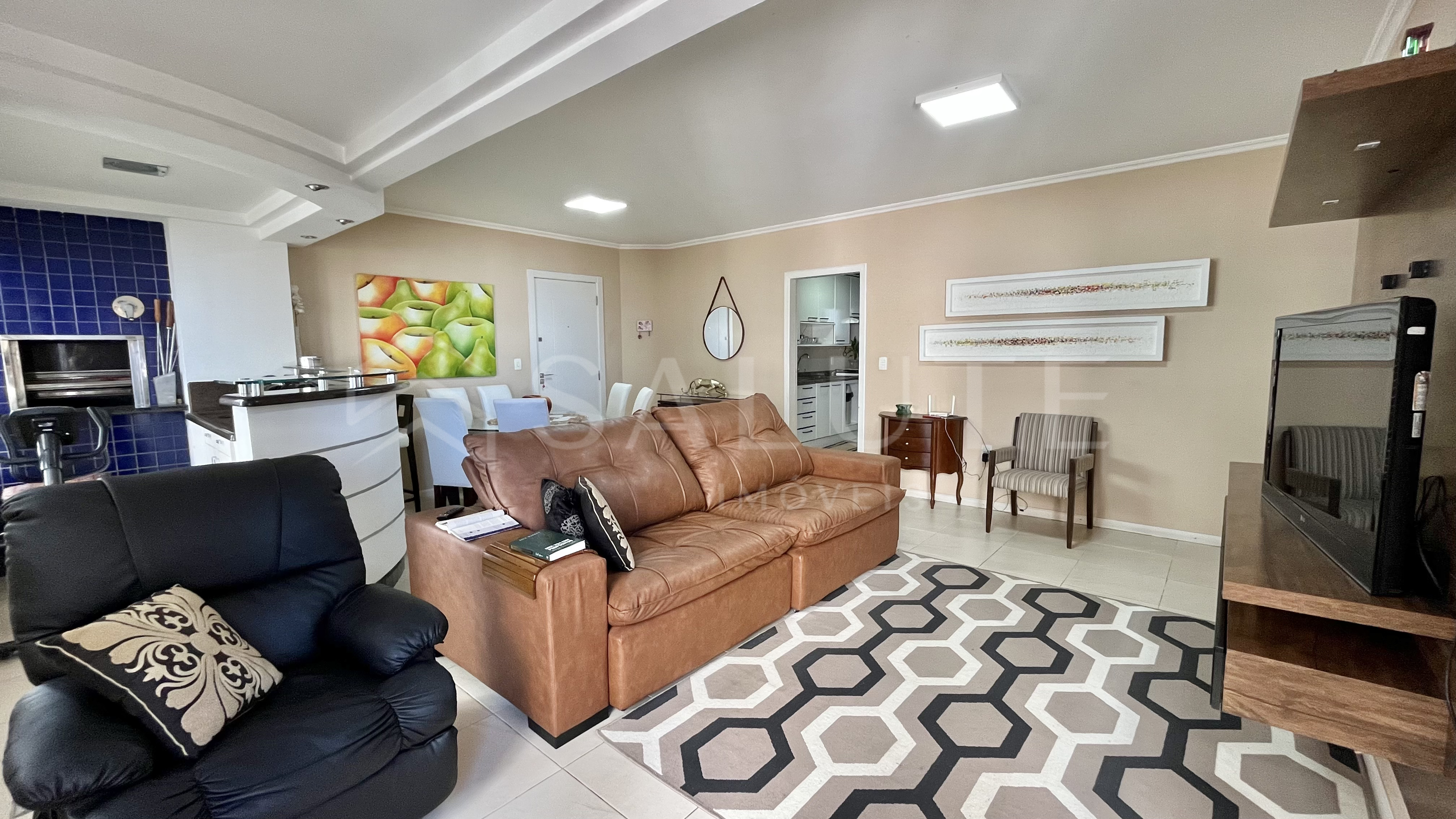 Apartamento à venda 3 dormitórios, 1 suíte no Centro