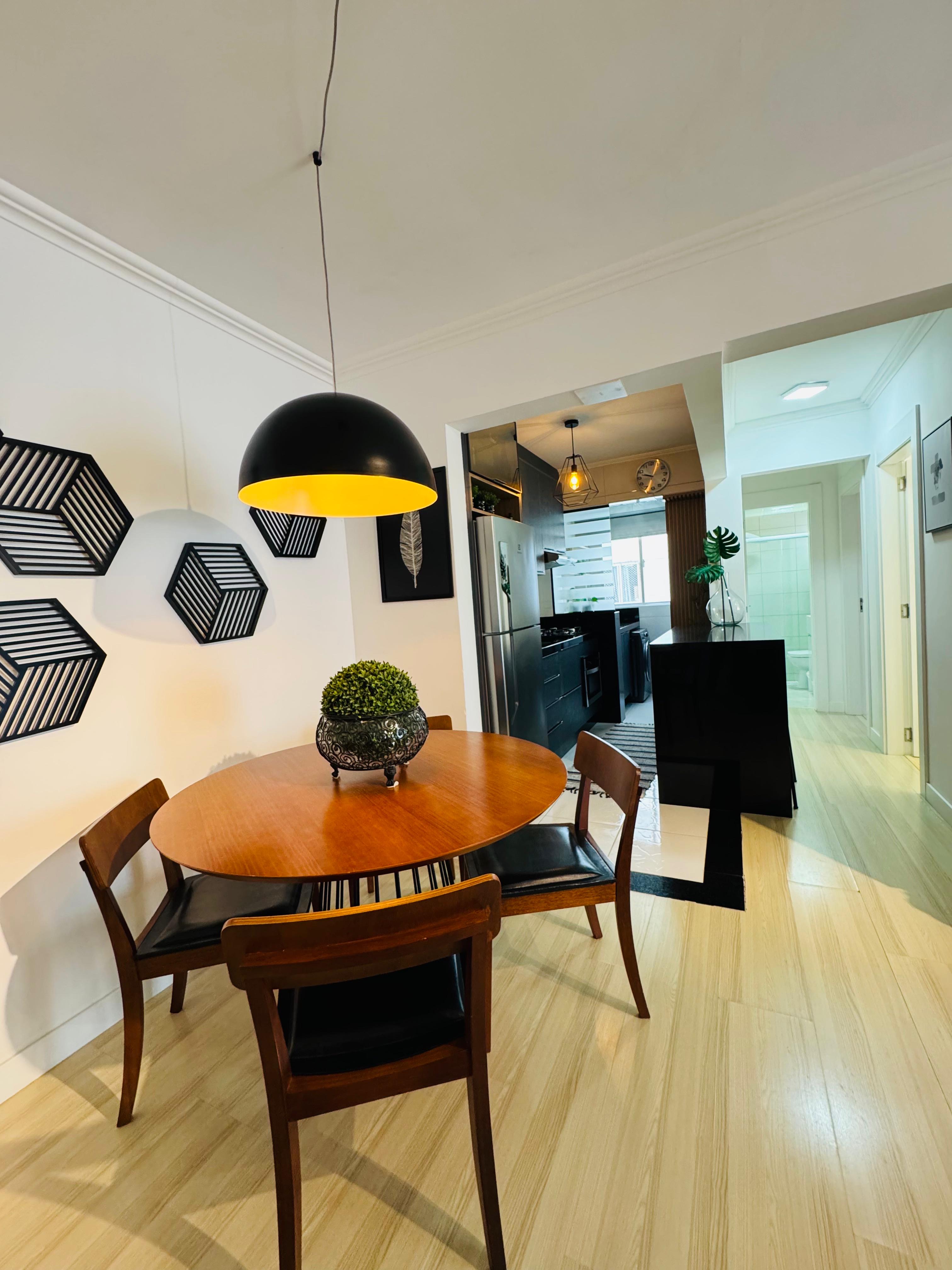 Apartamento à venda 2 dormitórios na Barra Sul