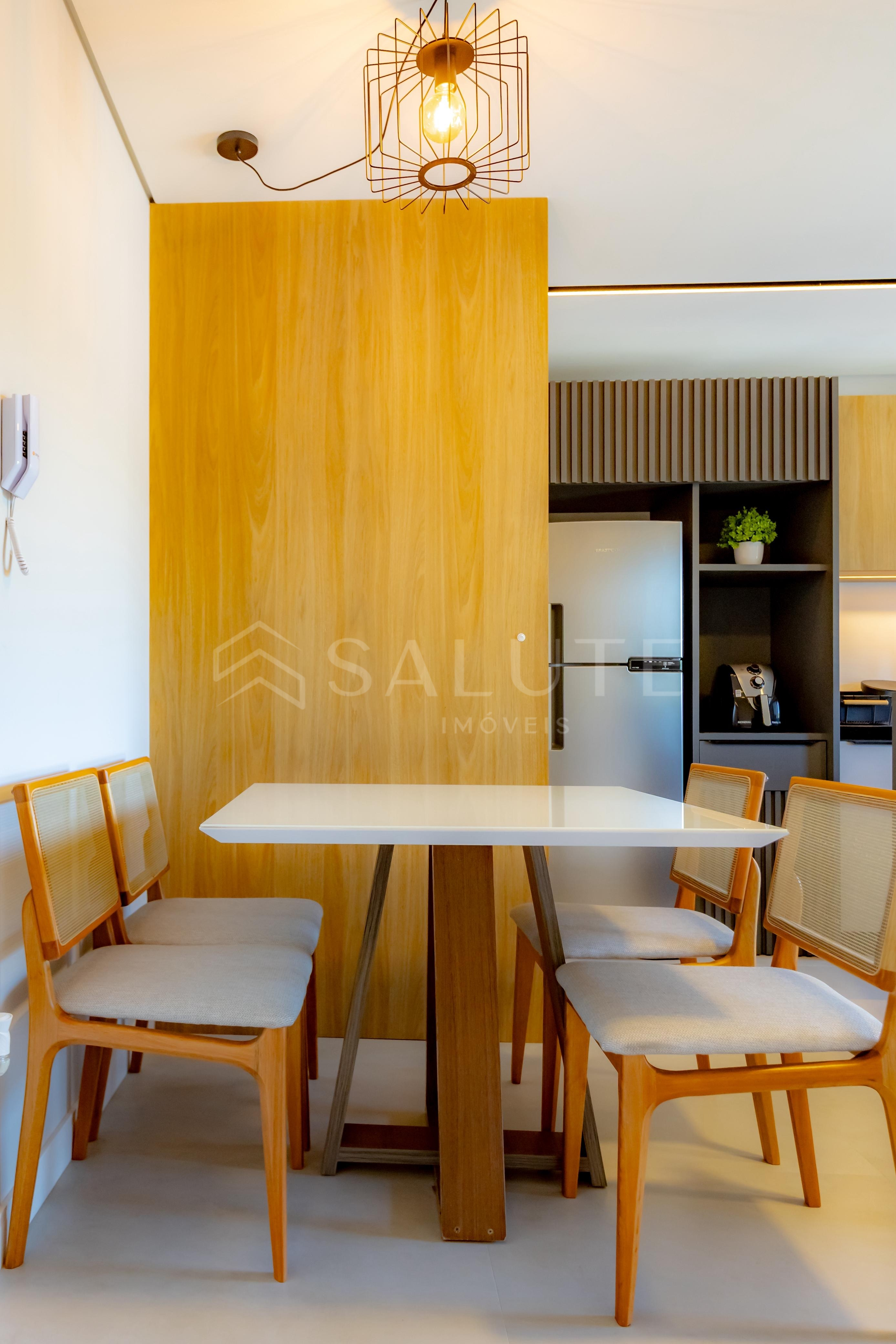 Apartamento 2 dormitórios em Praia dos Amores Balneário Camboriu