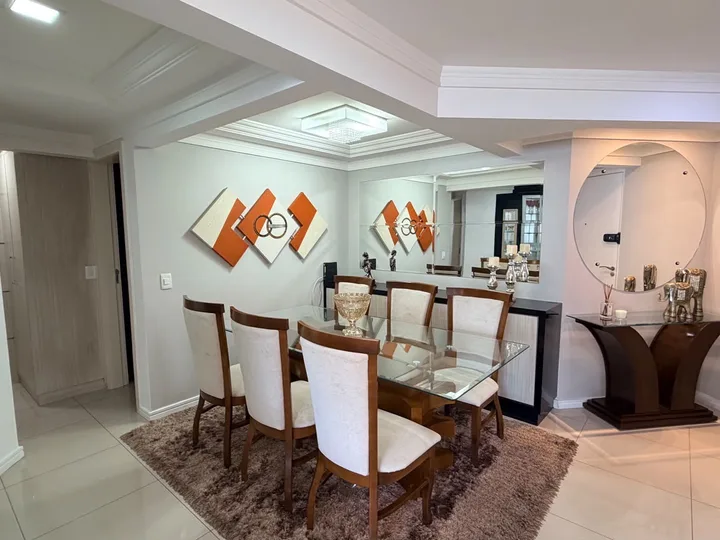 Apartamento 3 dormitórios em Centro Balneário Camboriú