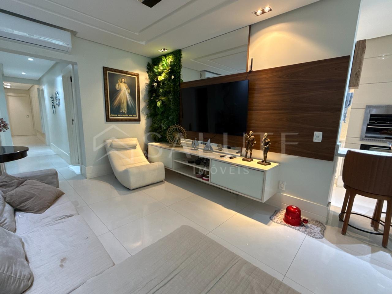 Apartamento à venda com 3 suítes no Centro