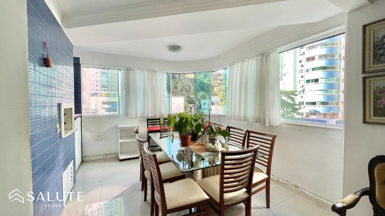 Apartamento à venda 2 suítes na Barra Norte