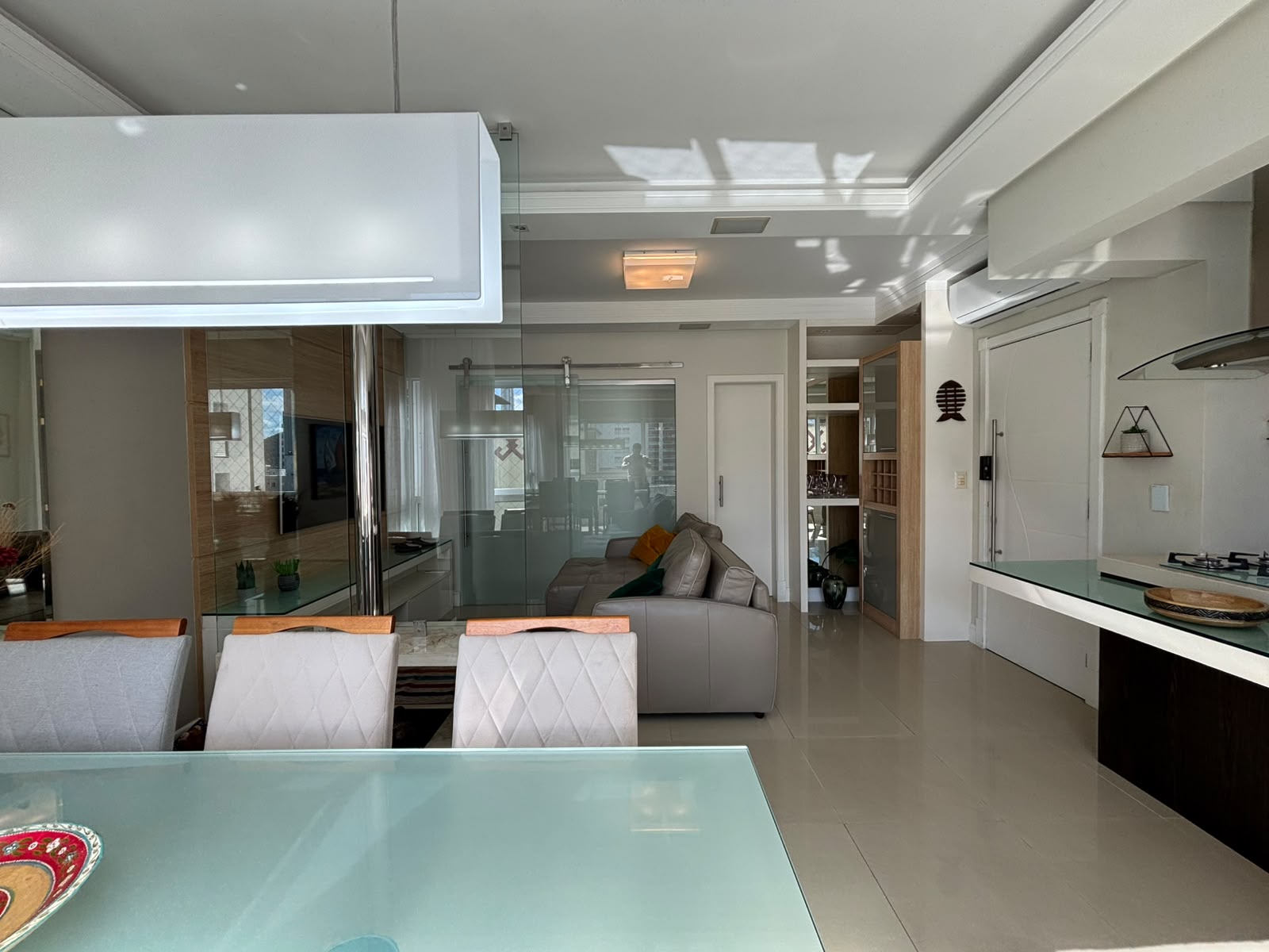 Apartamento à venda 3 suítes no Centro