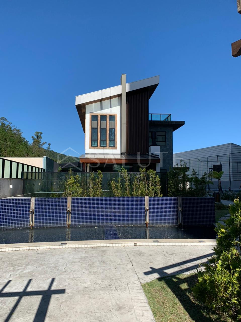 Casa à venda 3 suítes em Itajaí