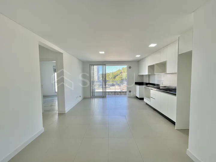 Apartamento à venda 2 dormitórios na Praia Brava